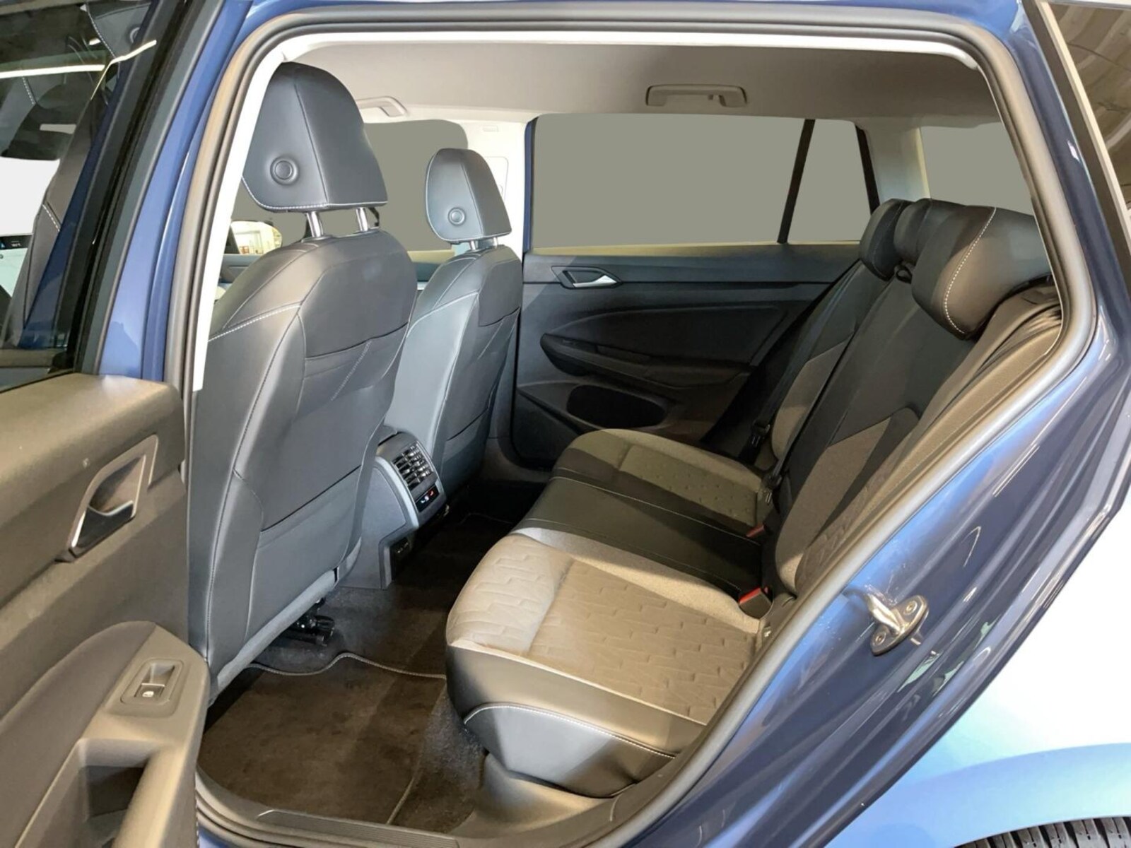 Volkswagen Golf Variant – Bild 11