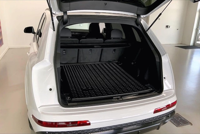 2026 Audi Q7 S Line Premium Plus - Photo 18