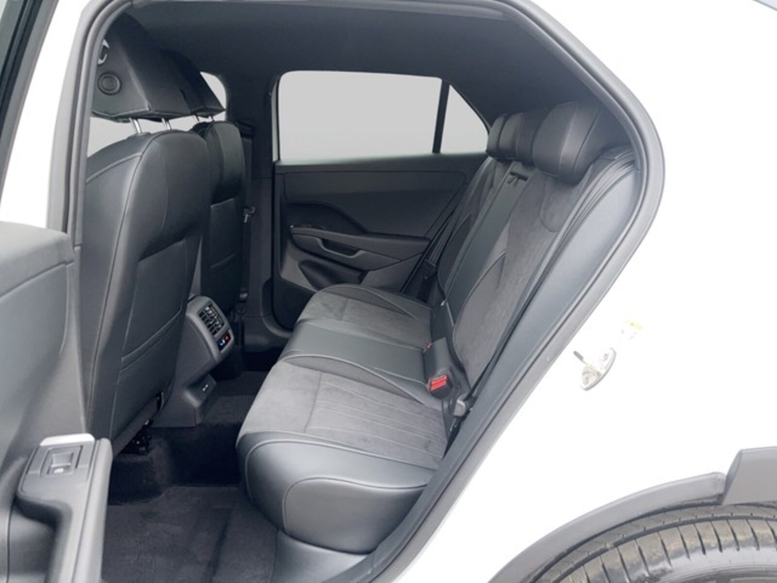 Volkswagen T-Roc – Bild 11
