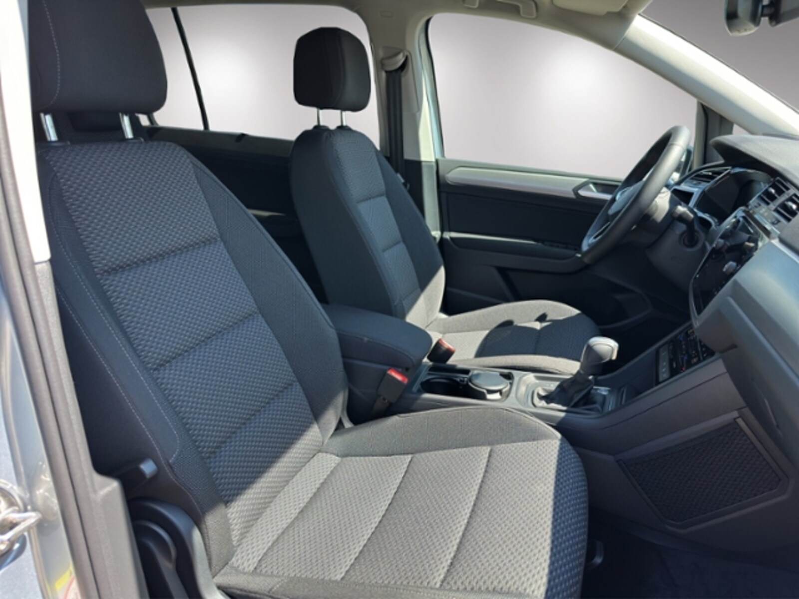 Volkswagen Touran – Bild 17