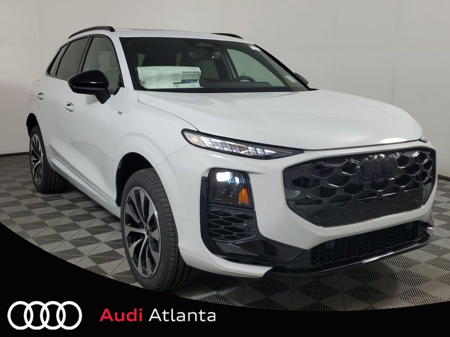 2026 Audi Q3 S line quattro's photo