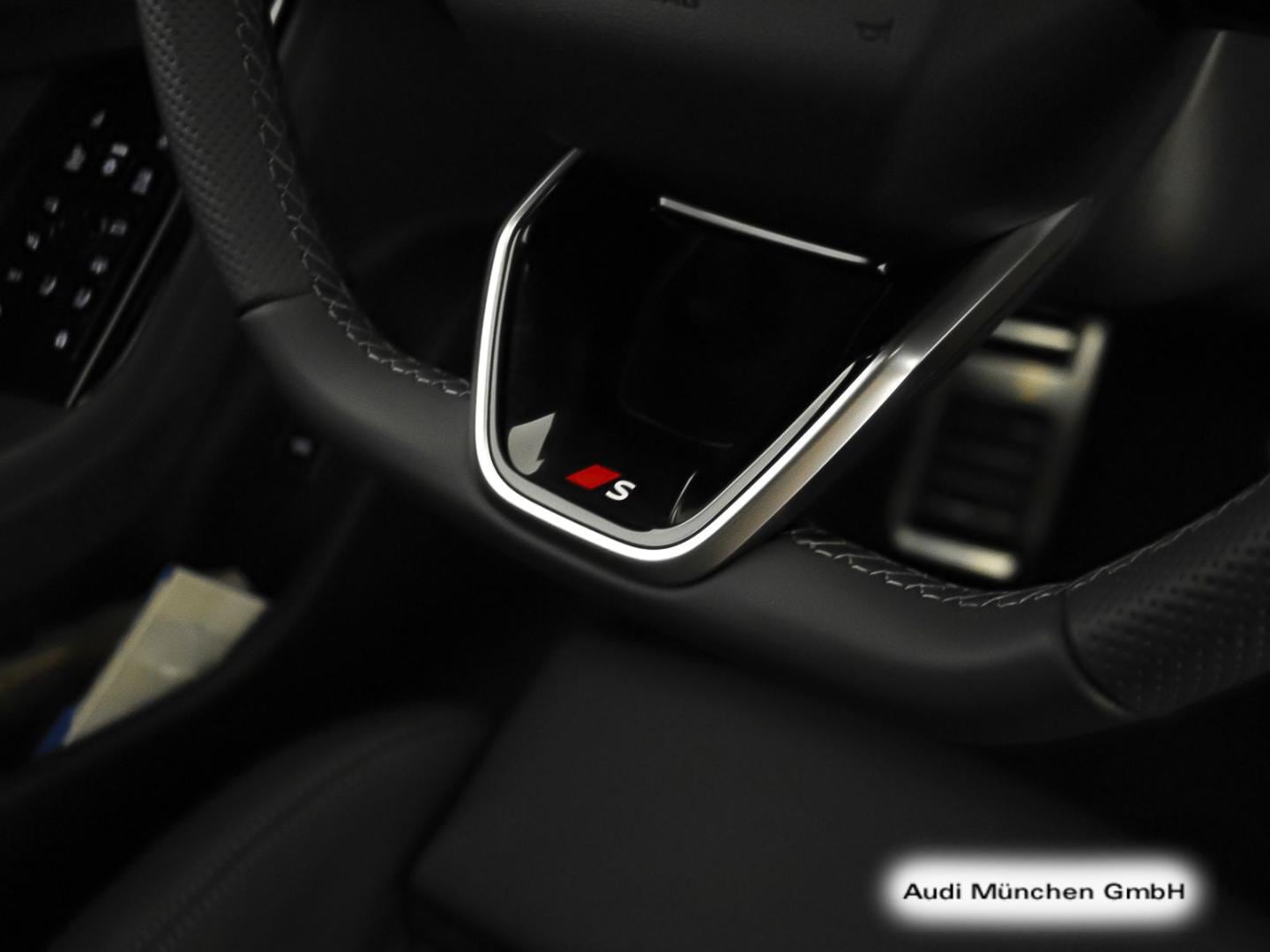 Bild über Audi A6 Avant e-tron S line business e-tron performance 270 kW - für weitere Informationen kontaktieren Sie den Audi Partner