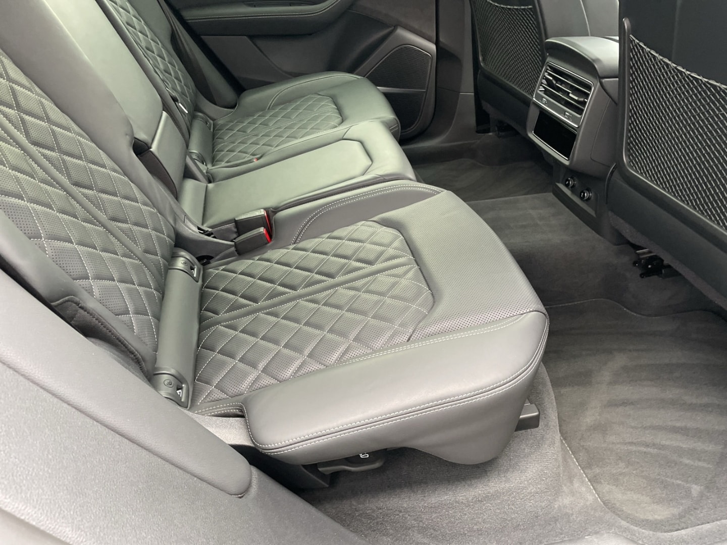 Bild über Audi Q8 SUV 50 TDI quattro tiptronic - für weitere Informationen kontaktieren Sie den Audi Partner