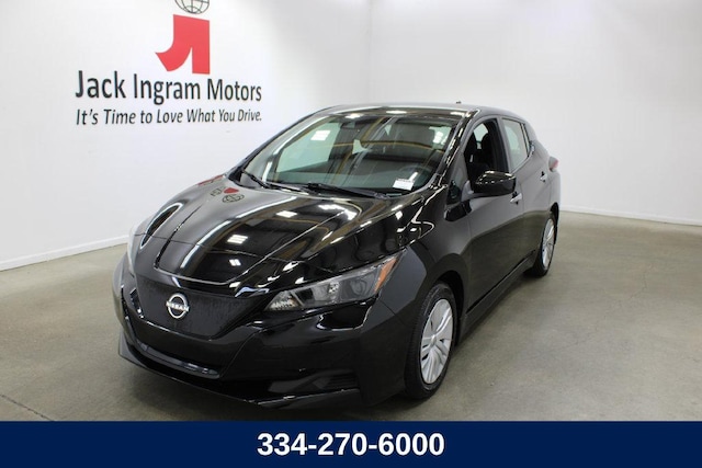 2025 Nissan LEAF