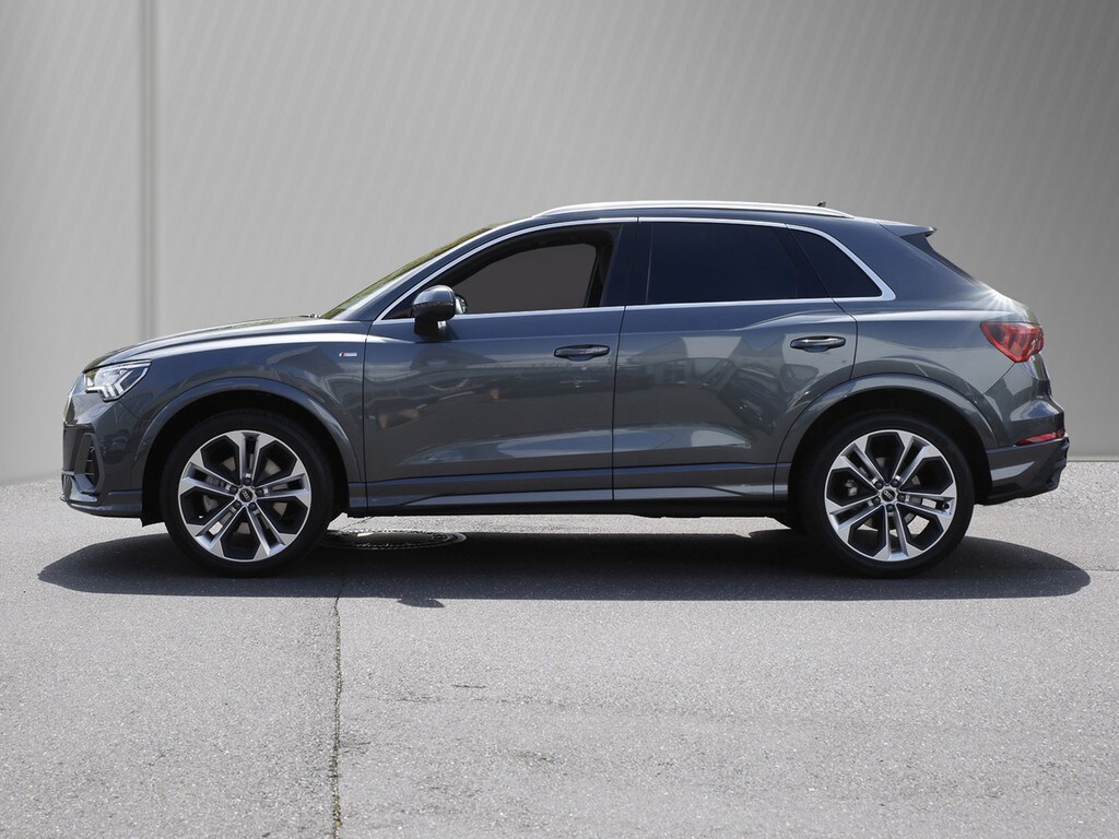 Image about Audi Q3 S line 45 TFSI quattro S tronic