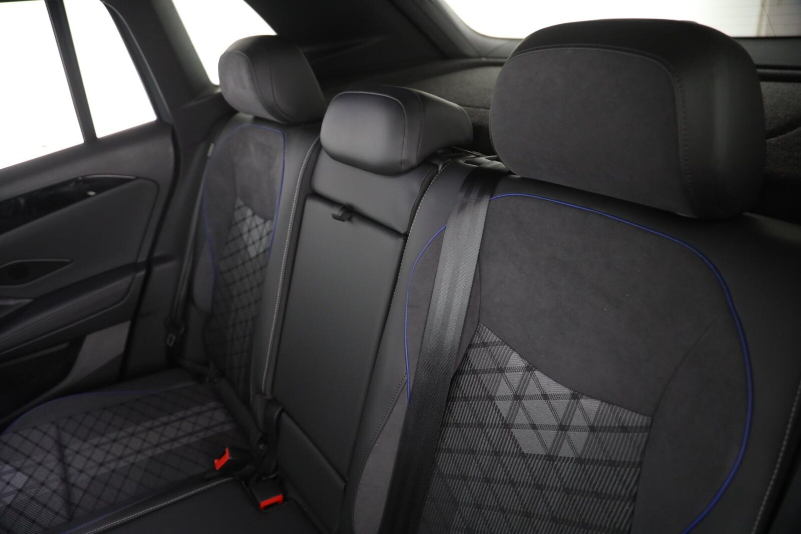 Volkswagen Tiguan – Bild 13