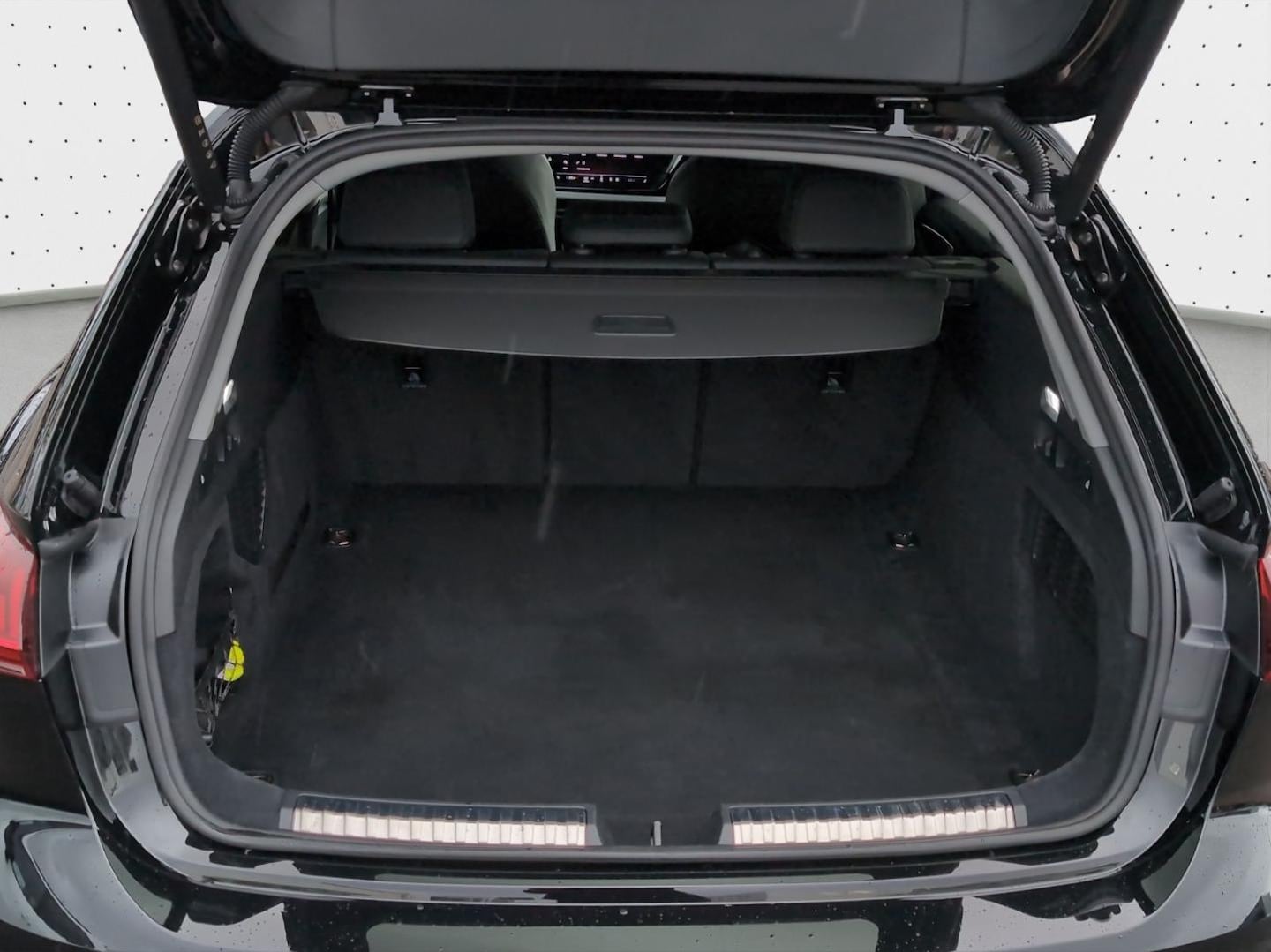 Bild über Audi A5 Avant TDI 150 kW S tronic - für weitere Informationen kontaktieren Sie den Audi Partner