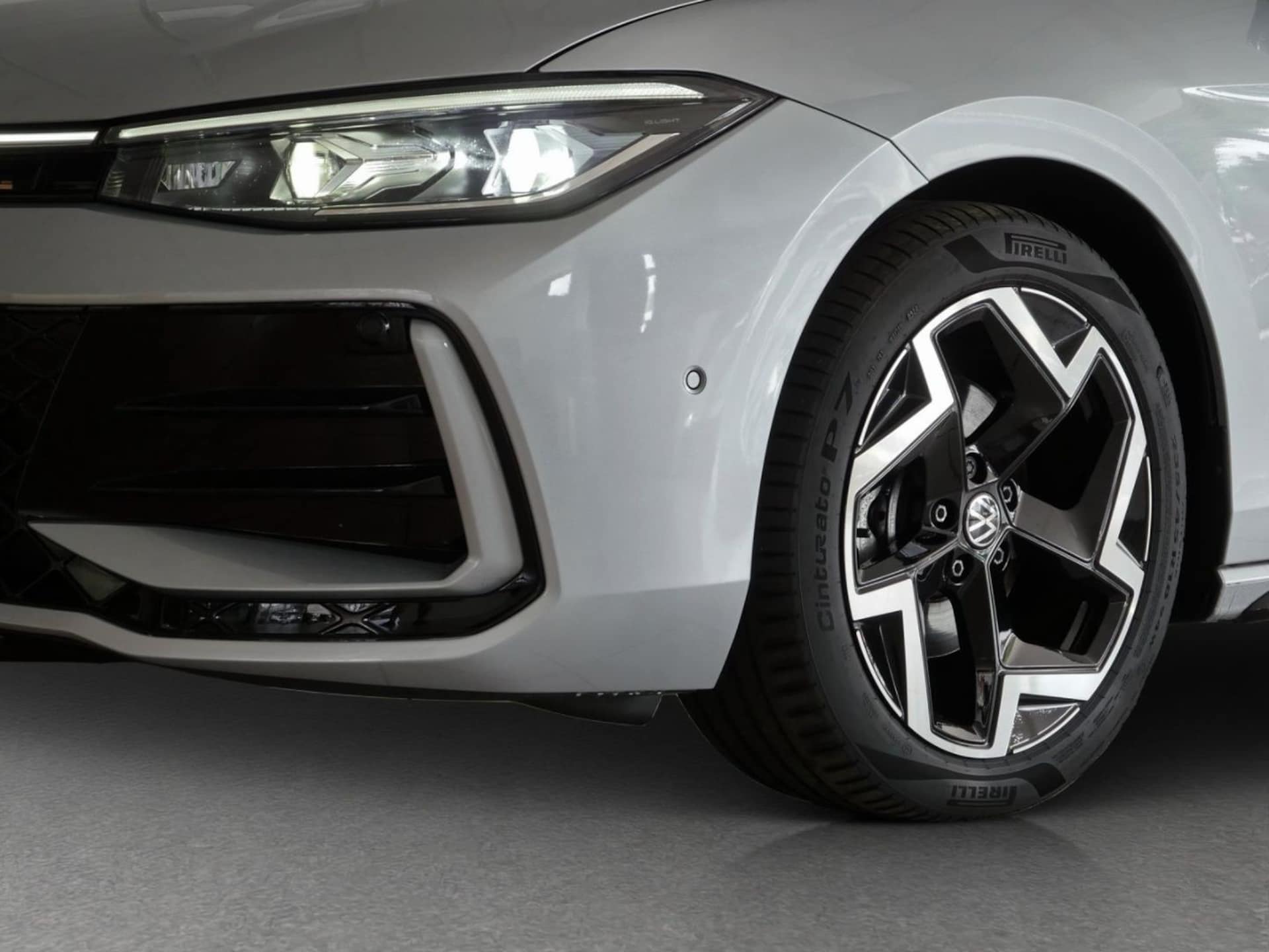 Volkswagen Passat R-Line