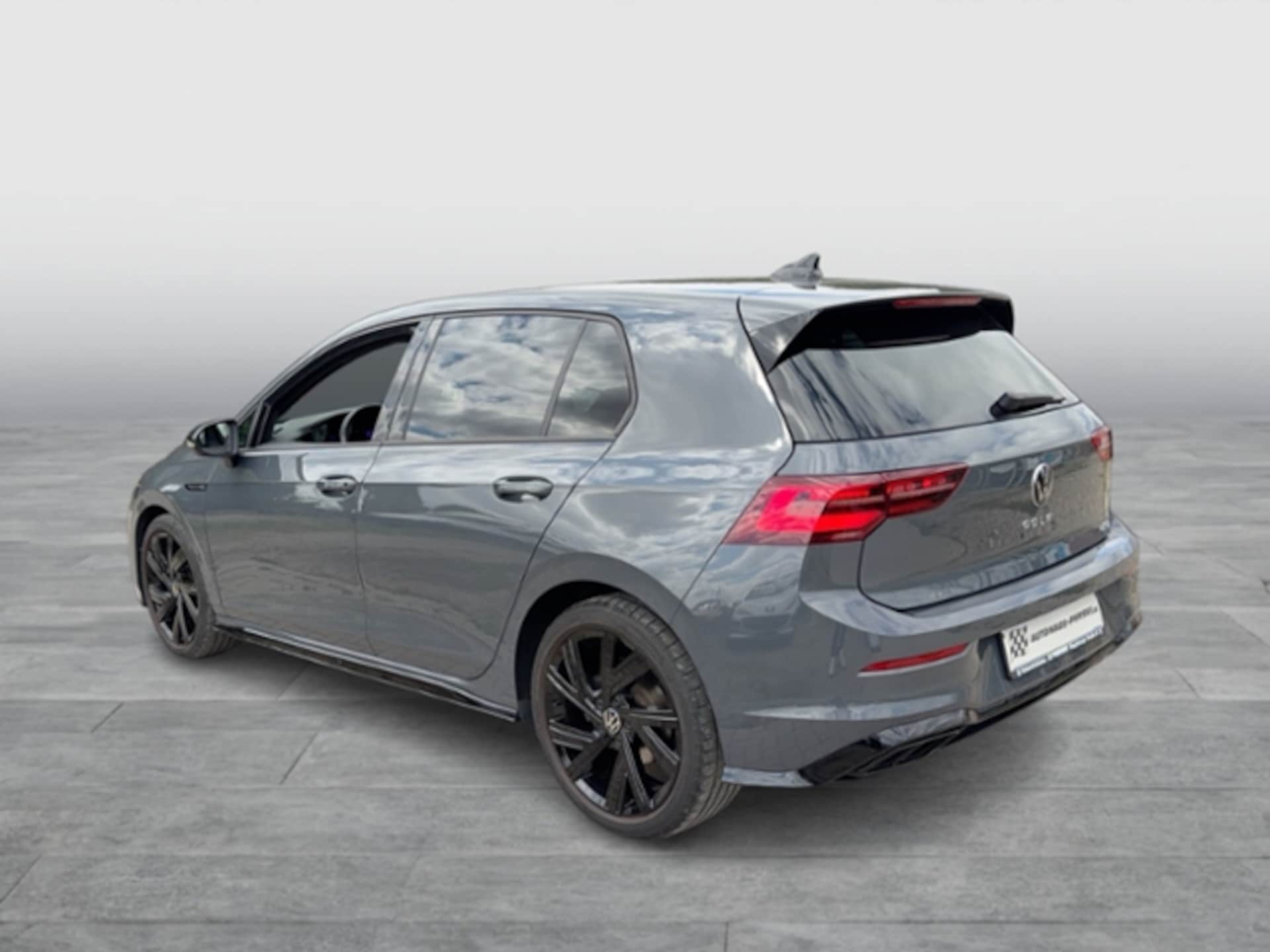 Volkswagen Golf R-Line