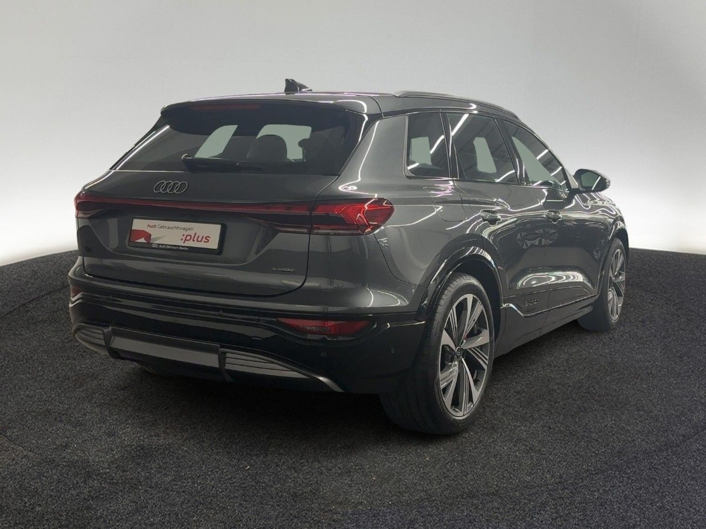 Bild über Audi Q6 SUV e-tron e-tron quattro - für weitere Informationen kontaktieren Sie den Audi Partner