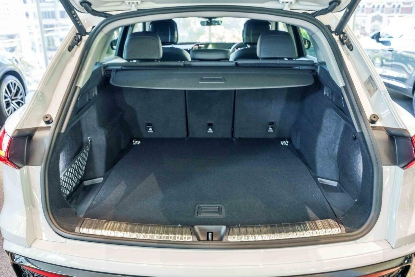 Image about Audi Q5 SUV TFSI 150 kW