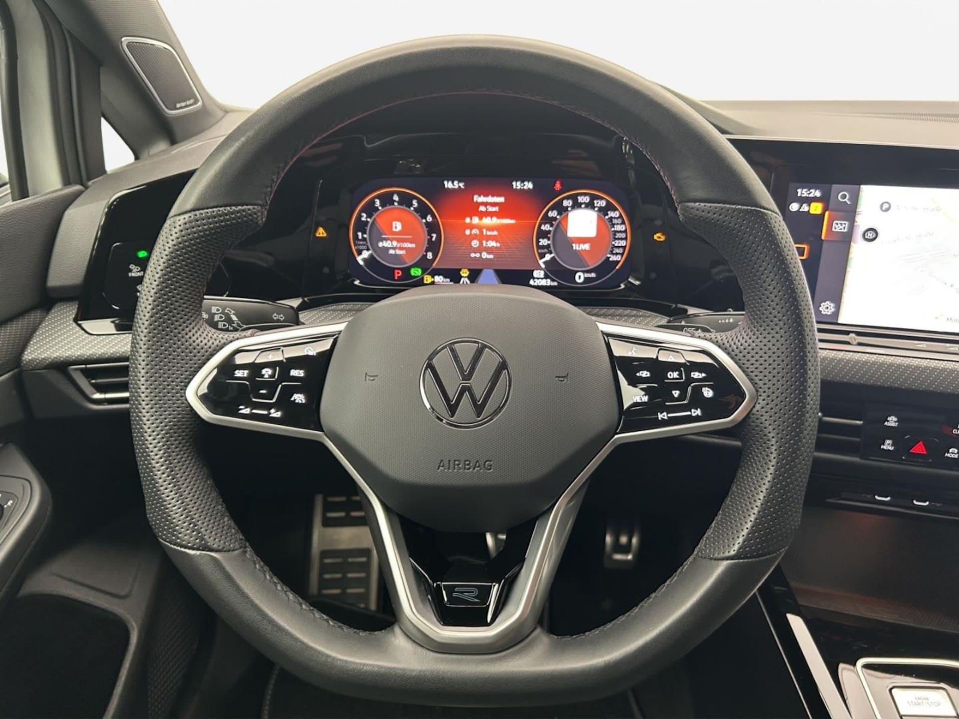 Volkswagen Golf R-Line