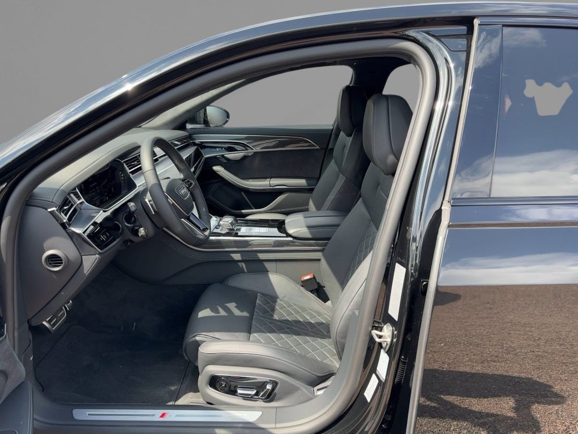 Audi S8