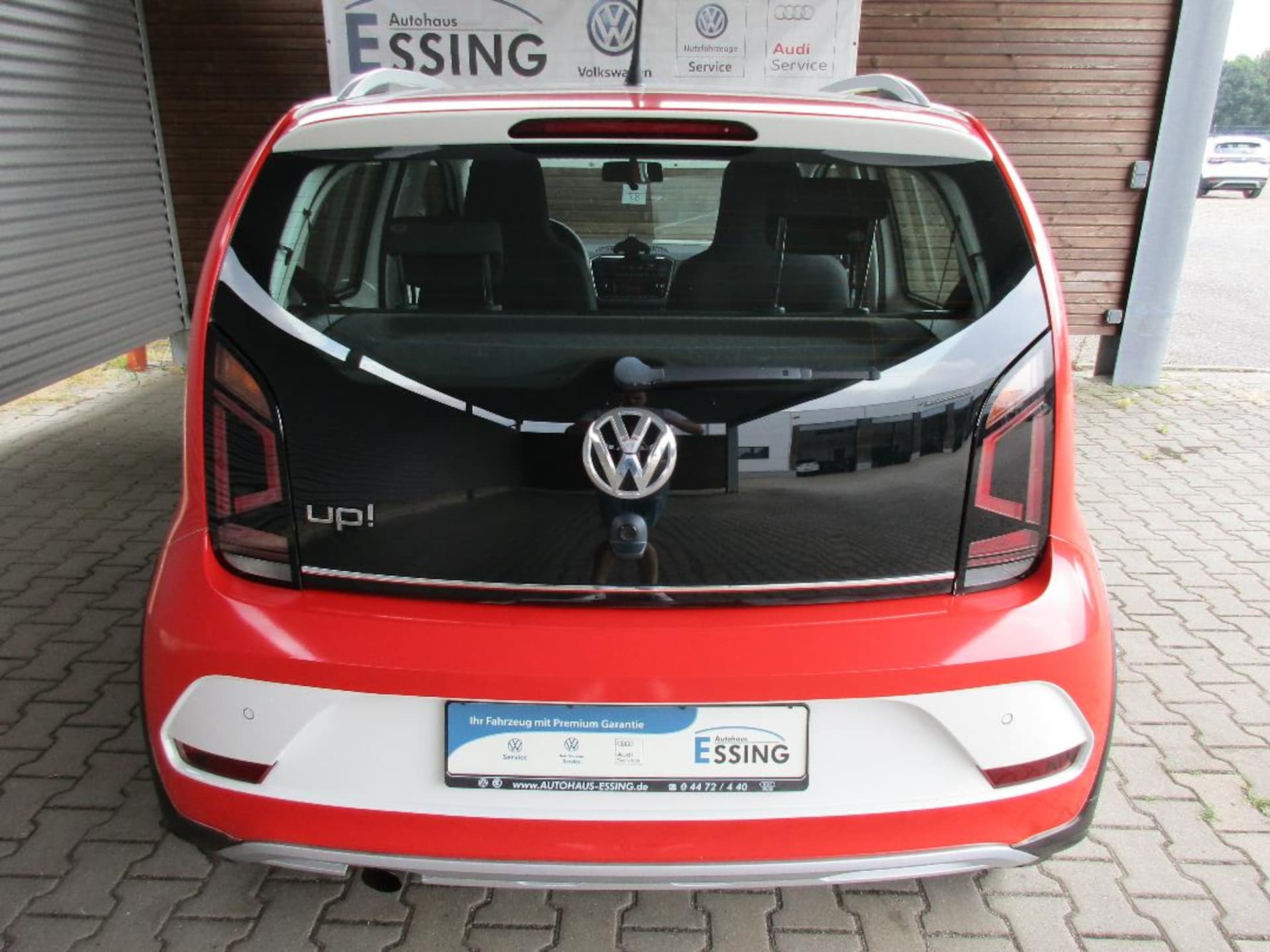 Volkswagen up! cross up!