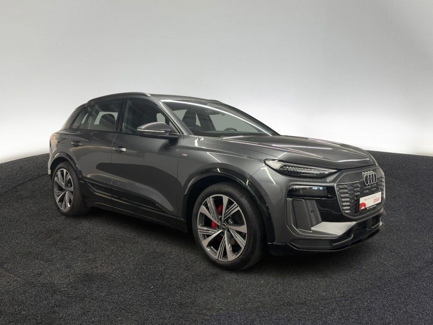 Bild über Audi Q6 SUV e-tron e-tron quattro - für weitere Informationen kontaktieren Sie den Audi Partner