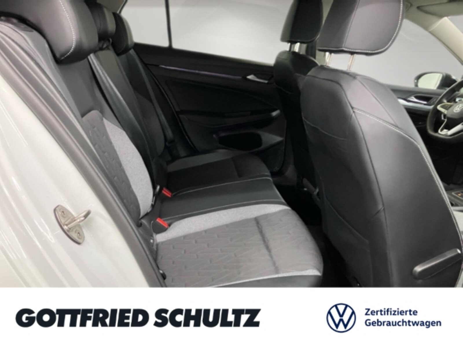 Volkswagen Golf – Bild 8