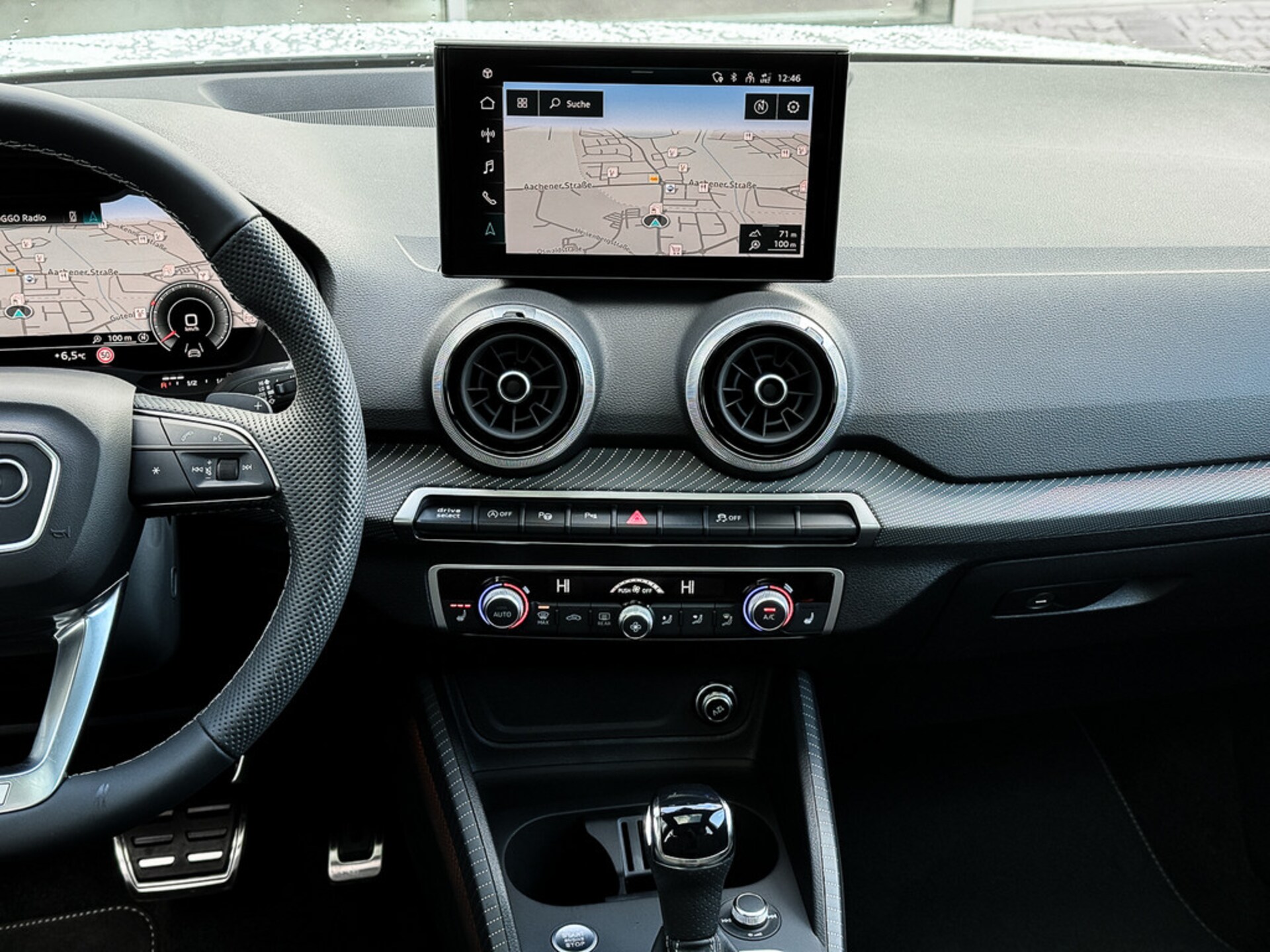 Audi Q2 S line