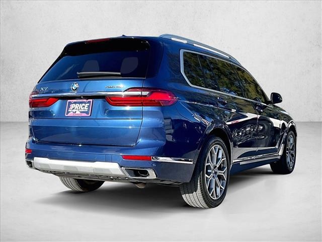 2022 BMW X7