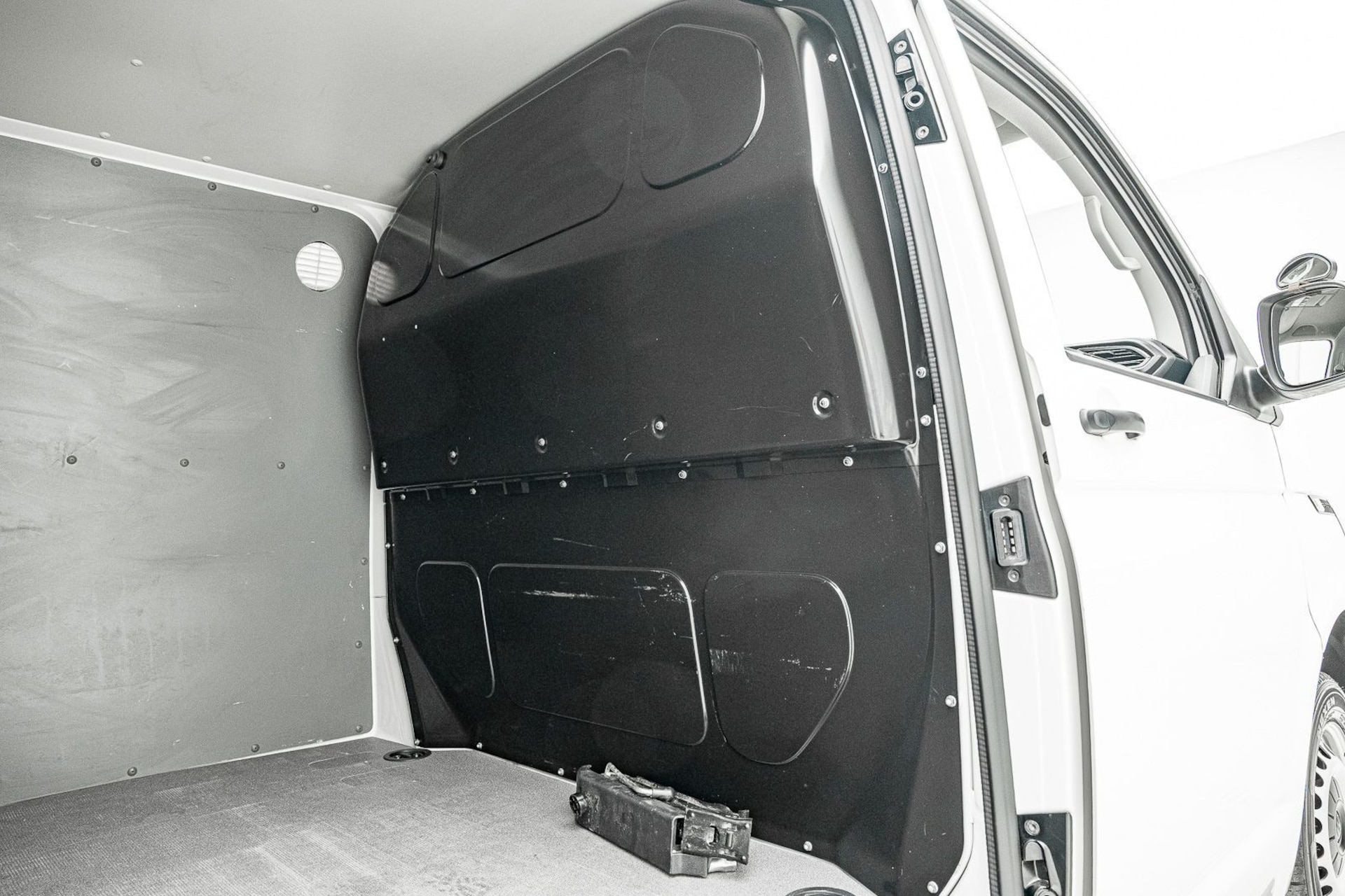 Volkswagen T6.1 Transporter Kasten kurzer Radstand