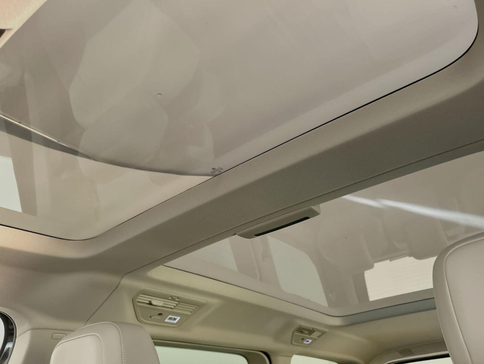 Volkswagen Multivan Langversion – Bild 14