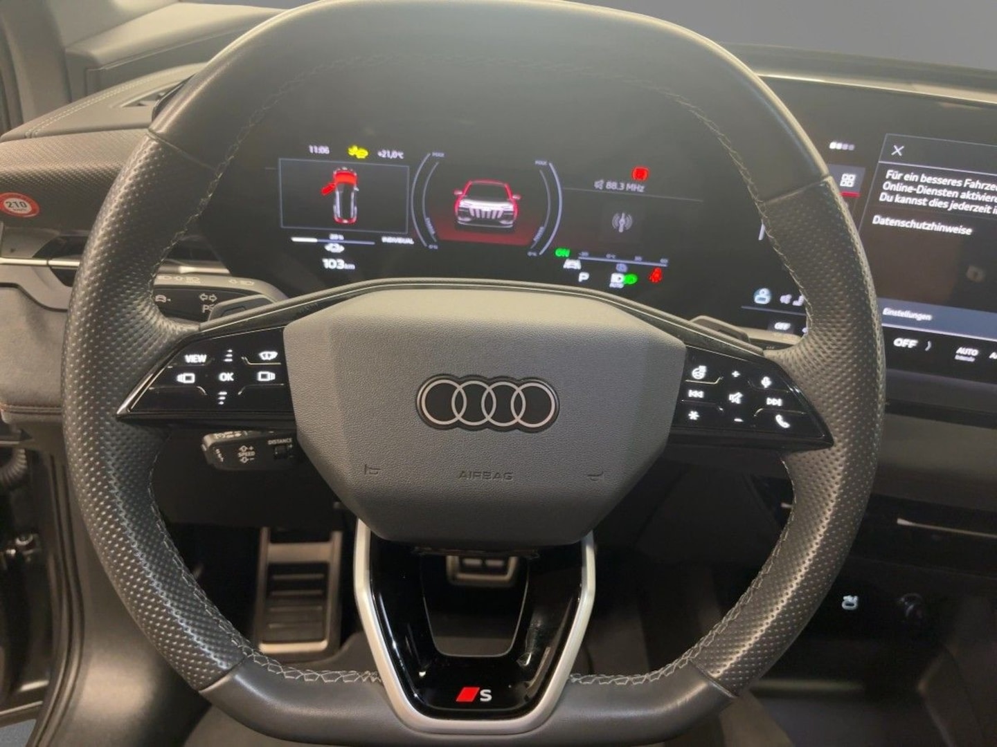 Bild über Audi Q6 SUV e-tron e-tron quattro - für weitere Informationen kontaktieren Sie den Audi Partner