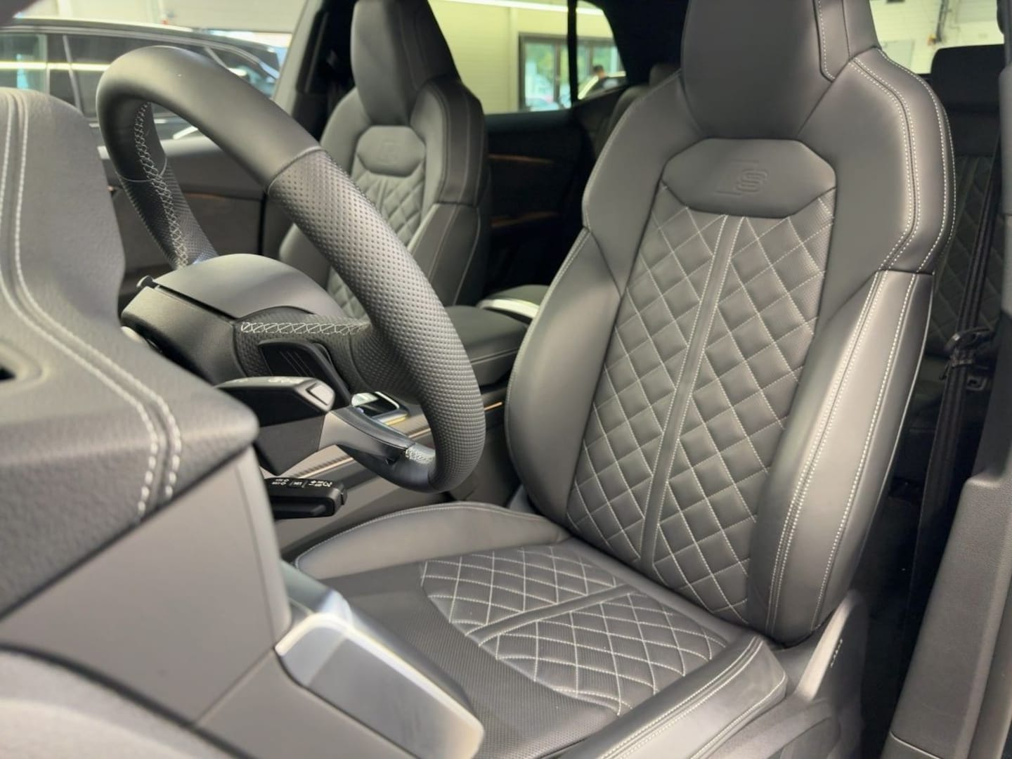 Bild über Audi Q8 SUV 50 TDI quattro tiptronic - für weitere Informationen kontaktieren Sie den Audi Partner