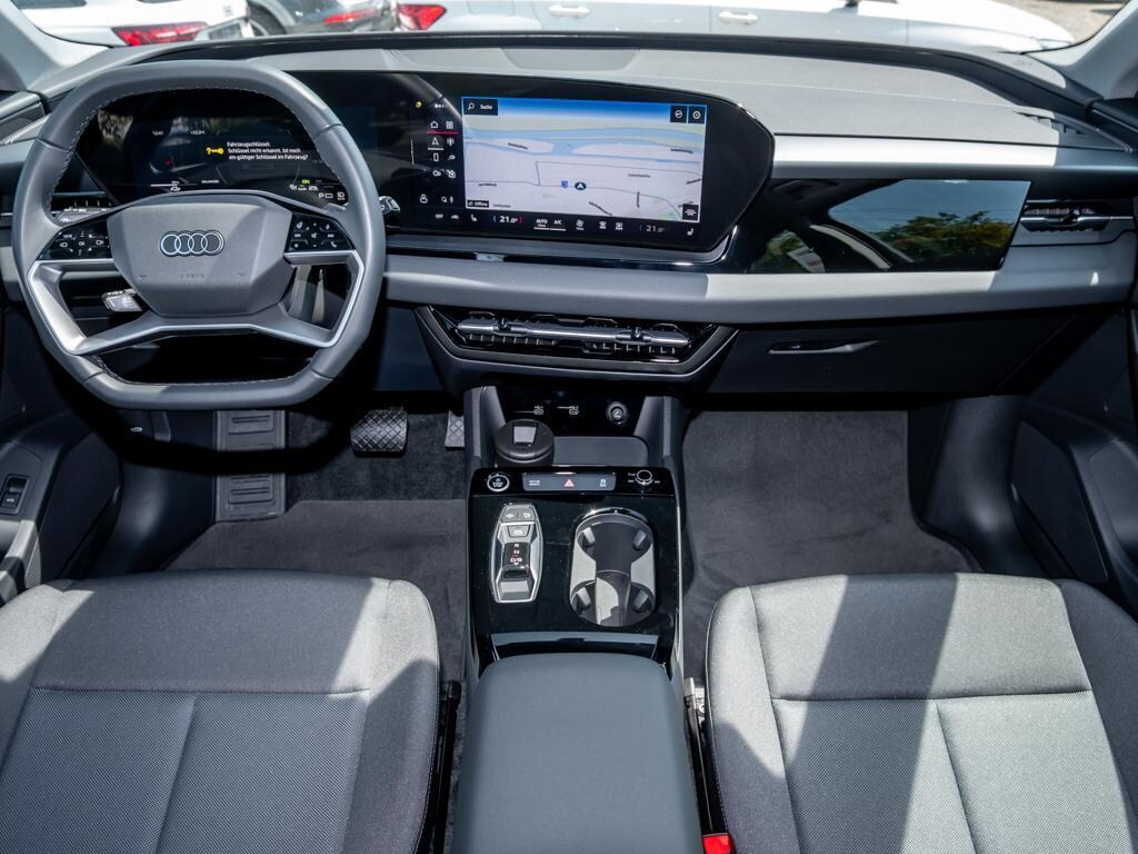 Image about Audi Q6 SUV e-tron e-tron quattro
