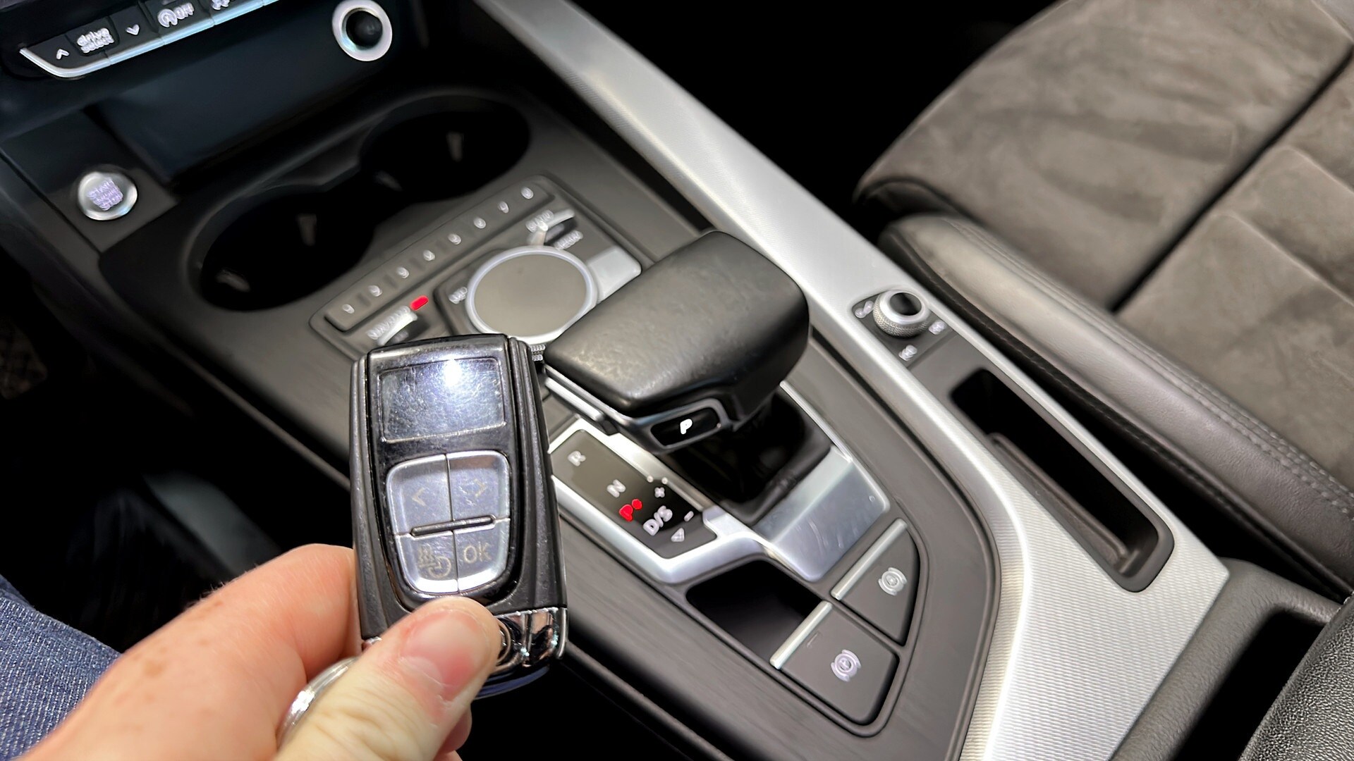 Image about Audi A4 Avant A4 Avant 3.0 TDI quattro Sport 272 hk tiptronic