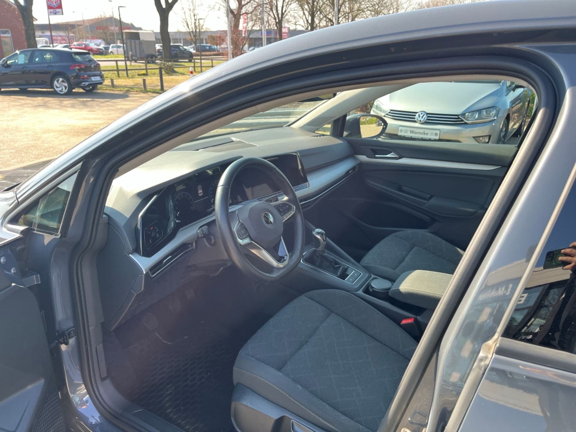 Volkswagen Golf Life