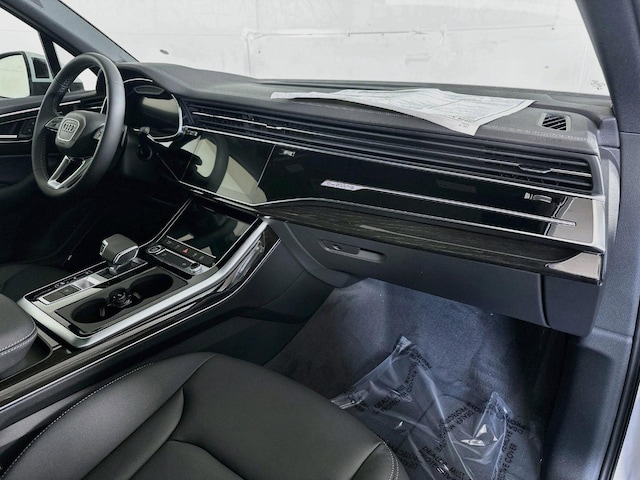 2026 Audi Q7 Premium - Photo 31