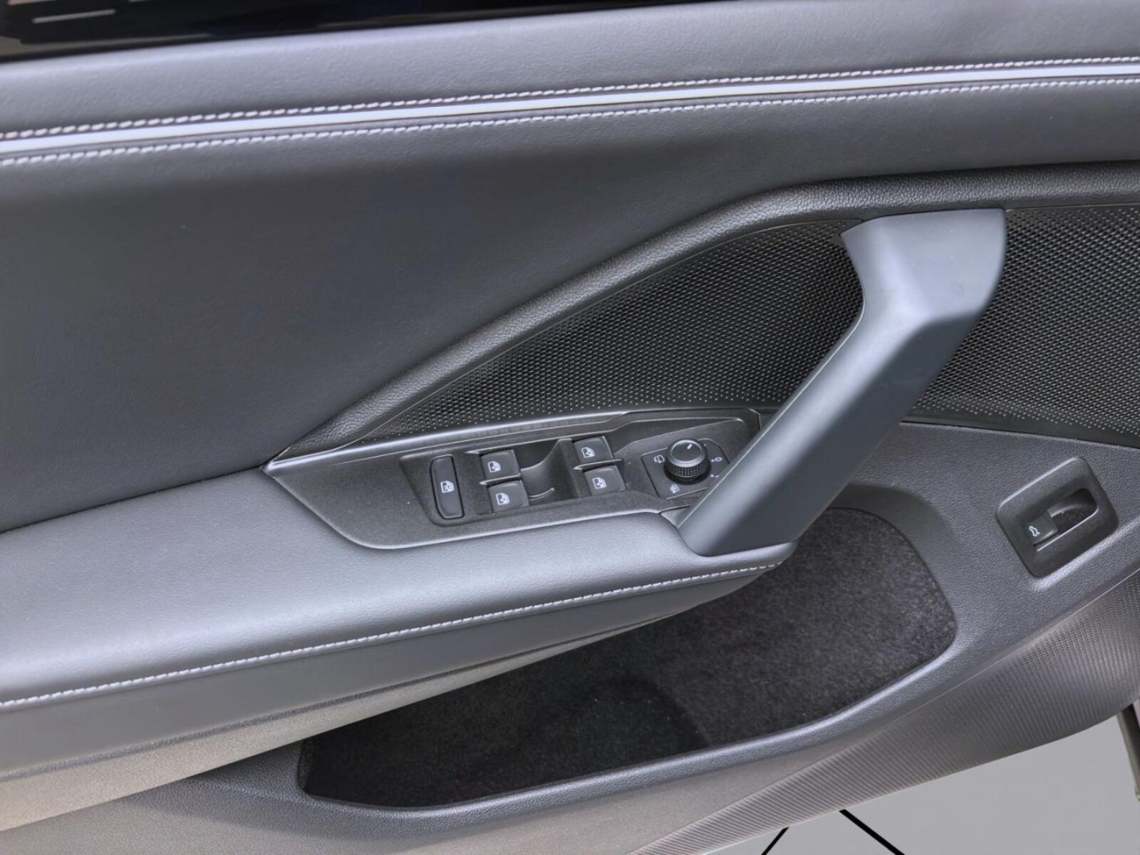 Volkswagen Tiguan – Bild 11