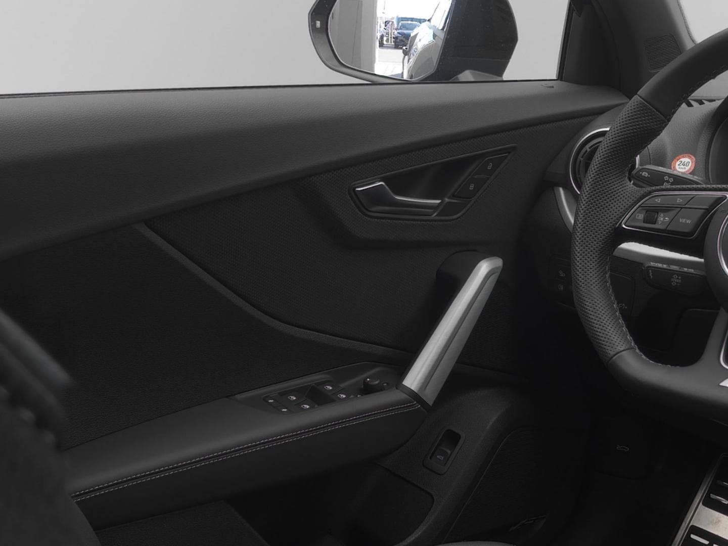 Bild über Audi SQ2 TFSI quattro S tronic - für weitere Informationen kontaktieren Sie den Audi Partner