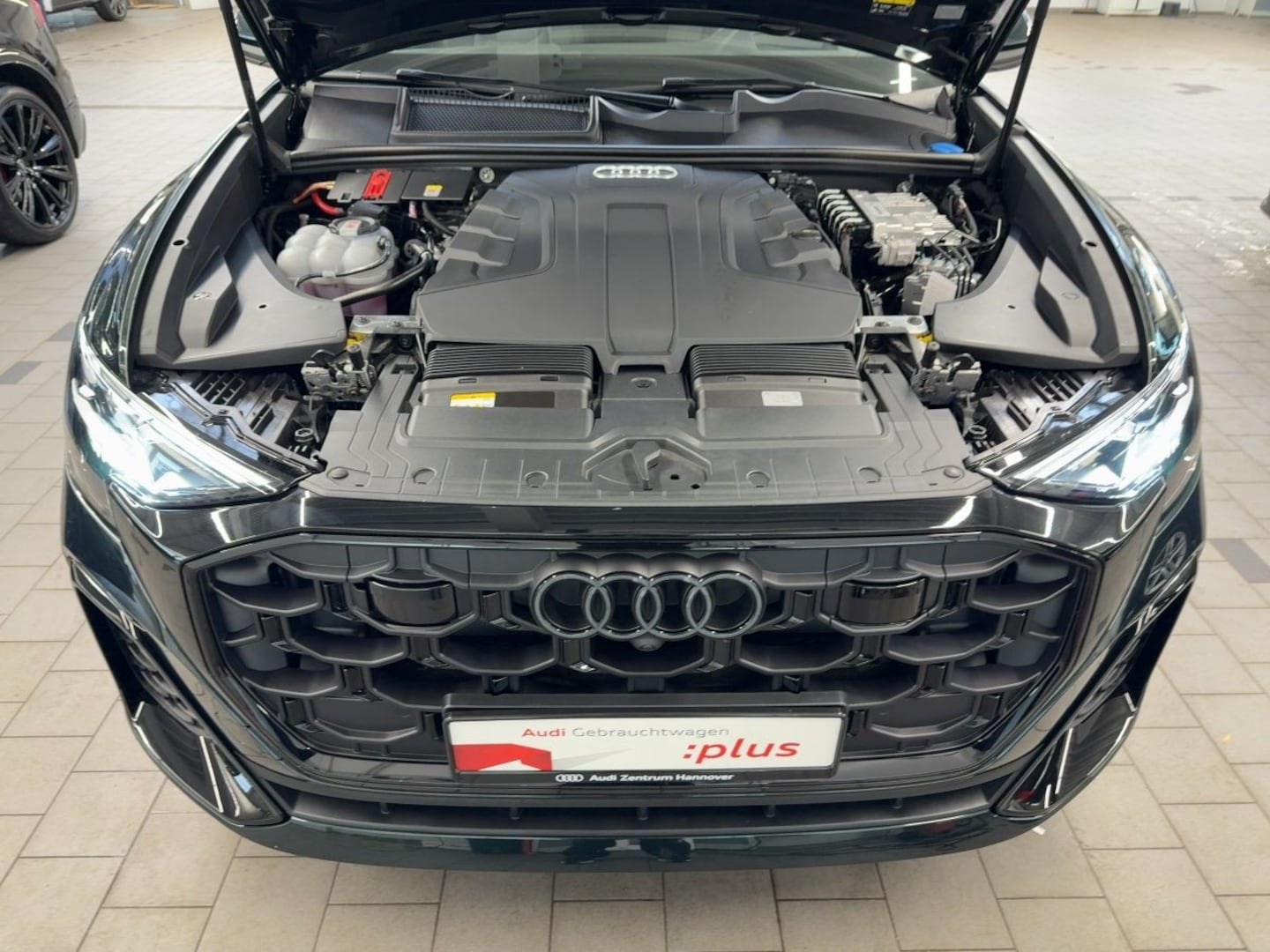 Bild über Audi Q8 SUV 50 TDI quattro tiptronic - für weitere Informationen kontaktieren Sie den Audi Partner