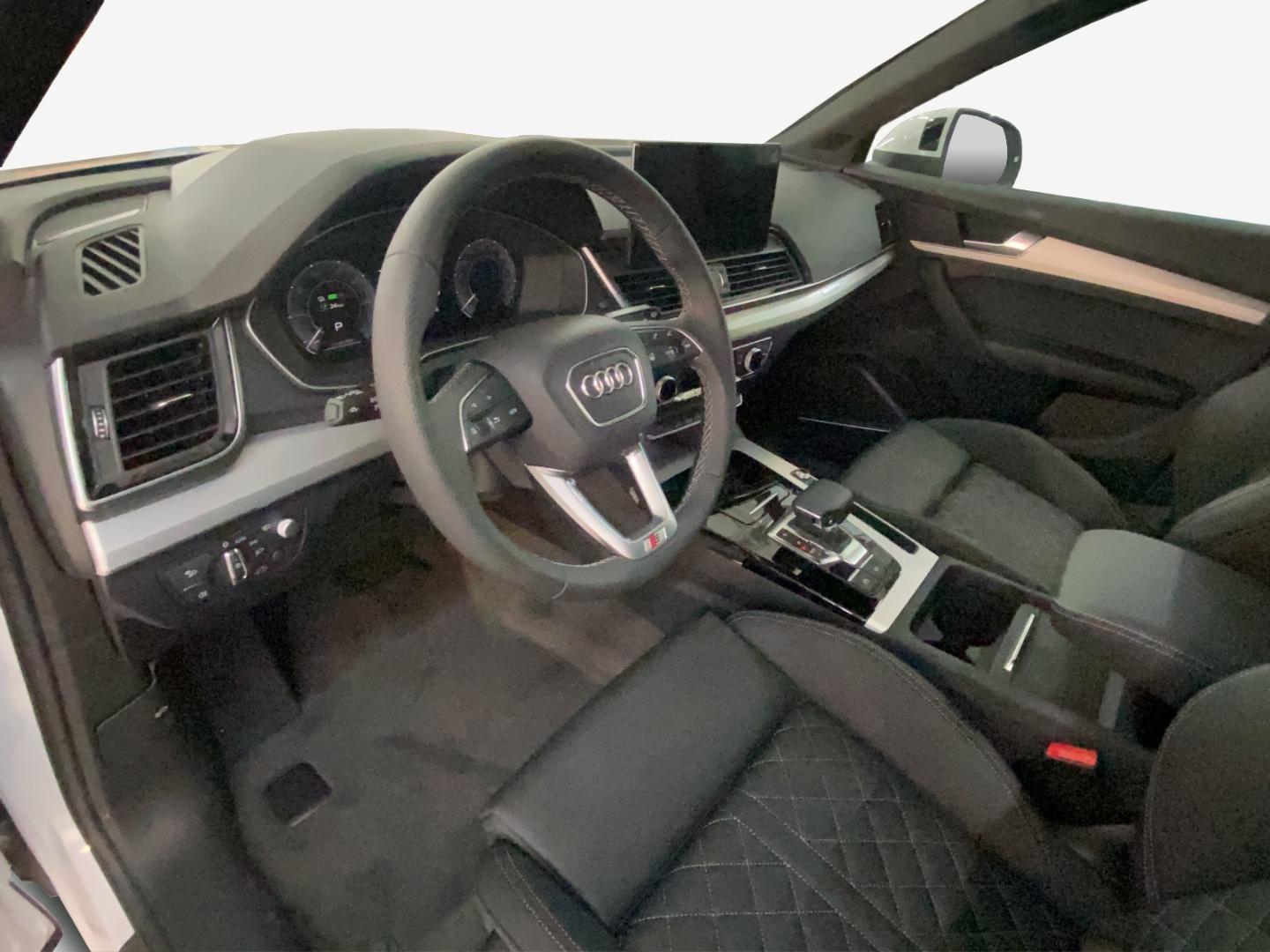 Image about Audi Q5 Sportback TFSI e S line 50 TFSI e quattro 220 kW (299 ch) S tronic