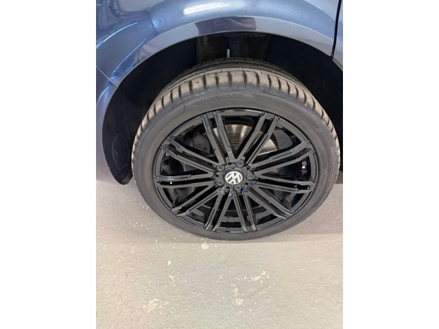 Volkswagen T6.1 Caravelle larger