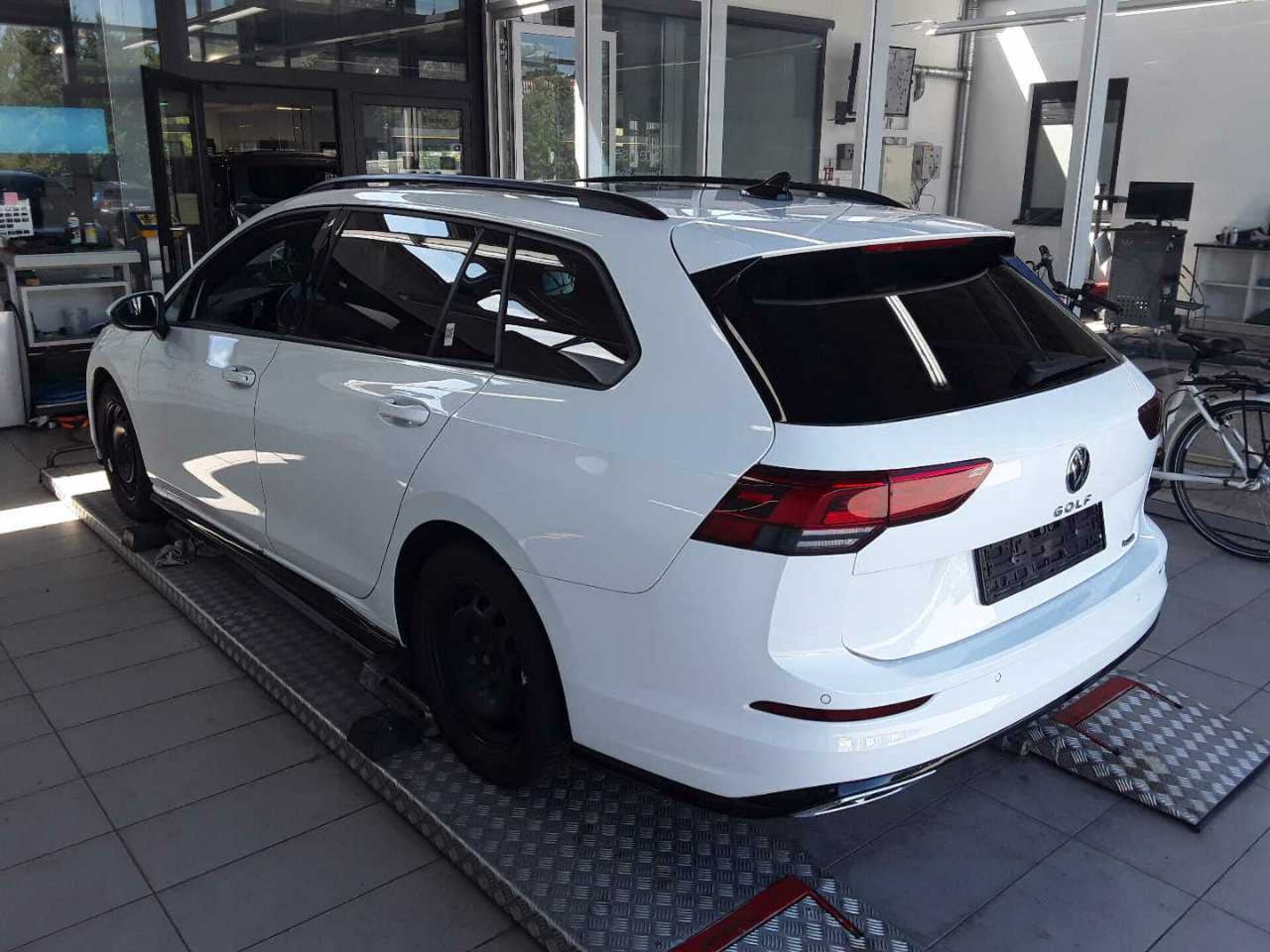 Volkswagen Golf Variant R-Line