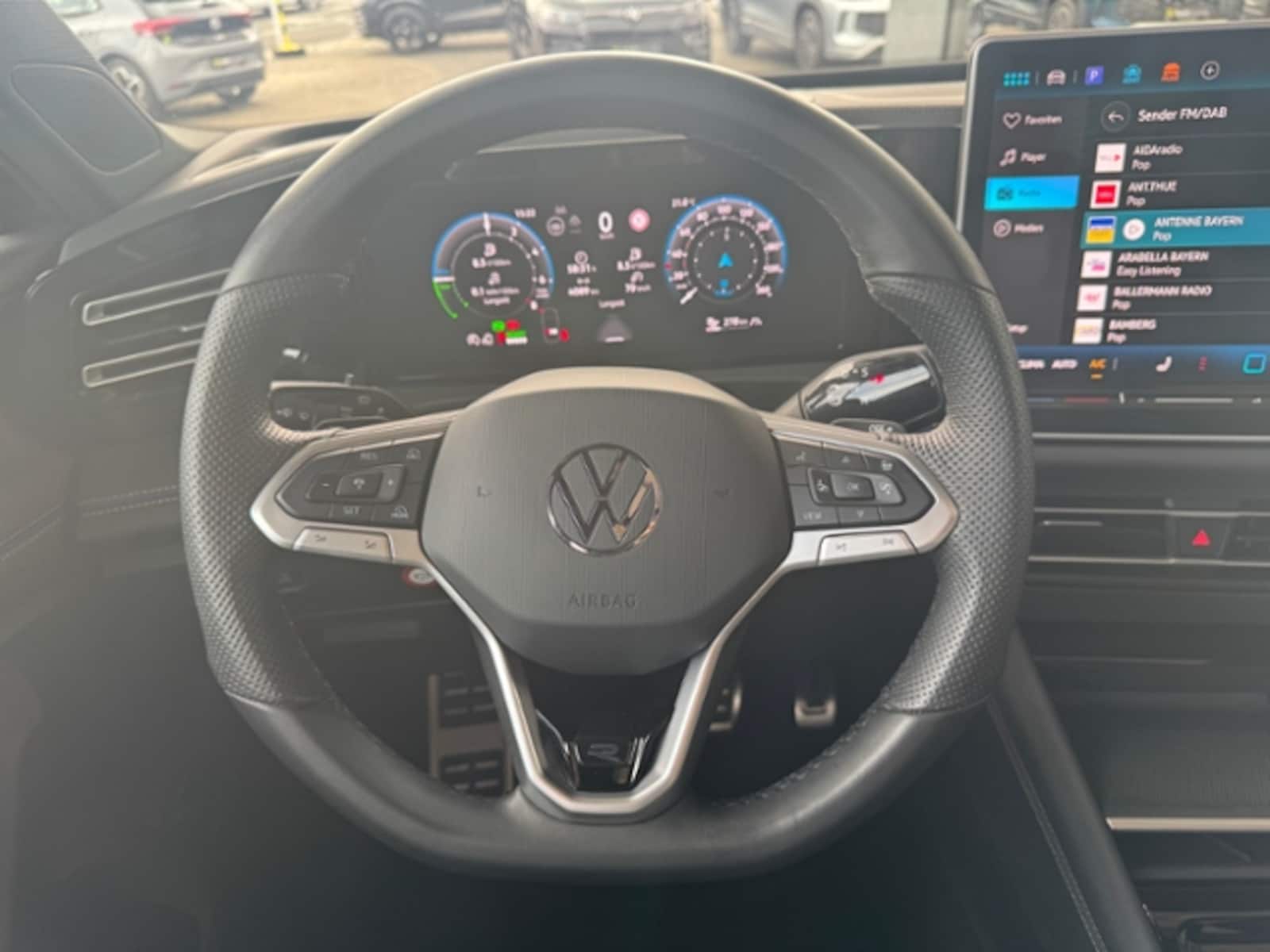Volkswagen Tiguan – Bild 15