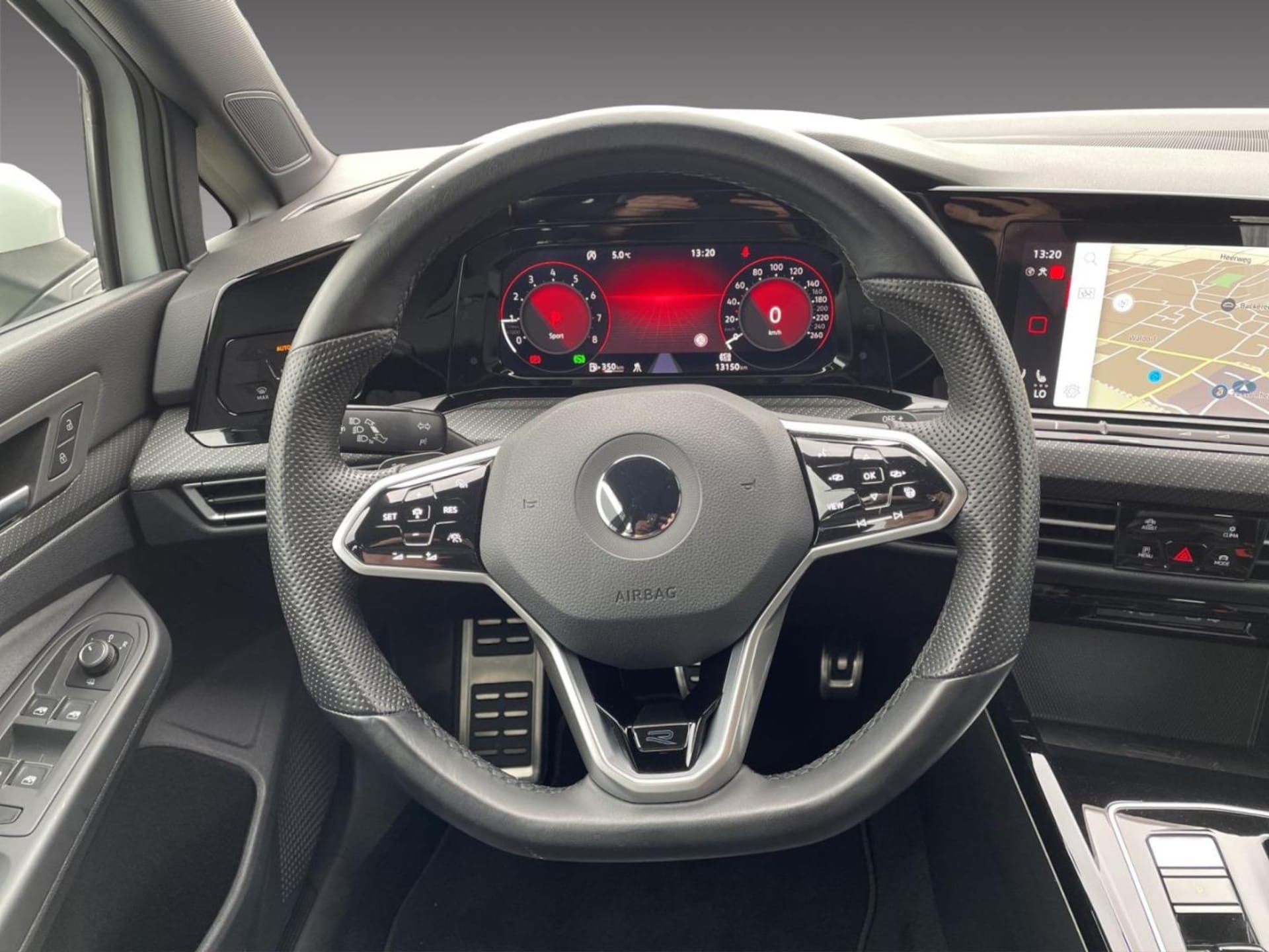 Volkswagen Golf R-Line