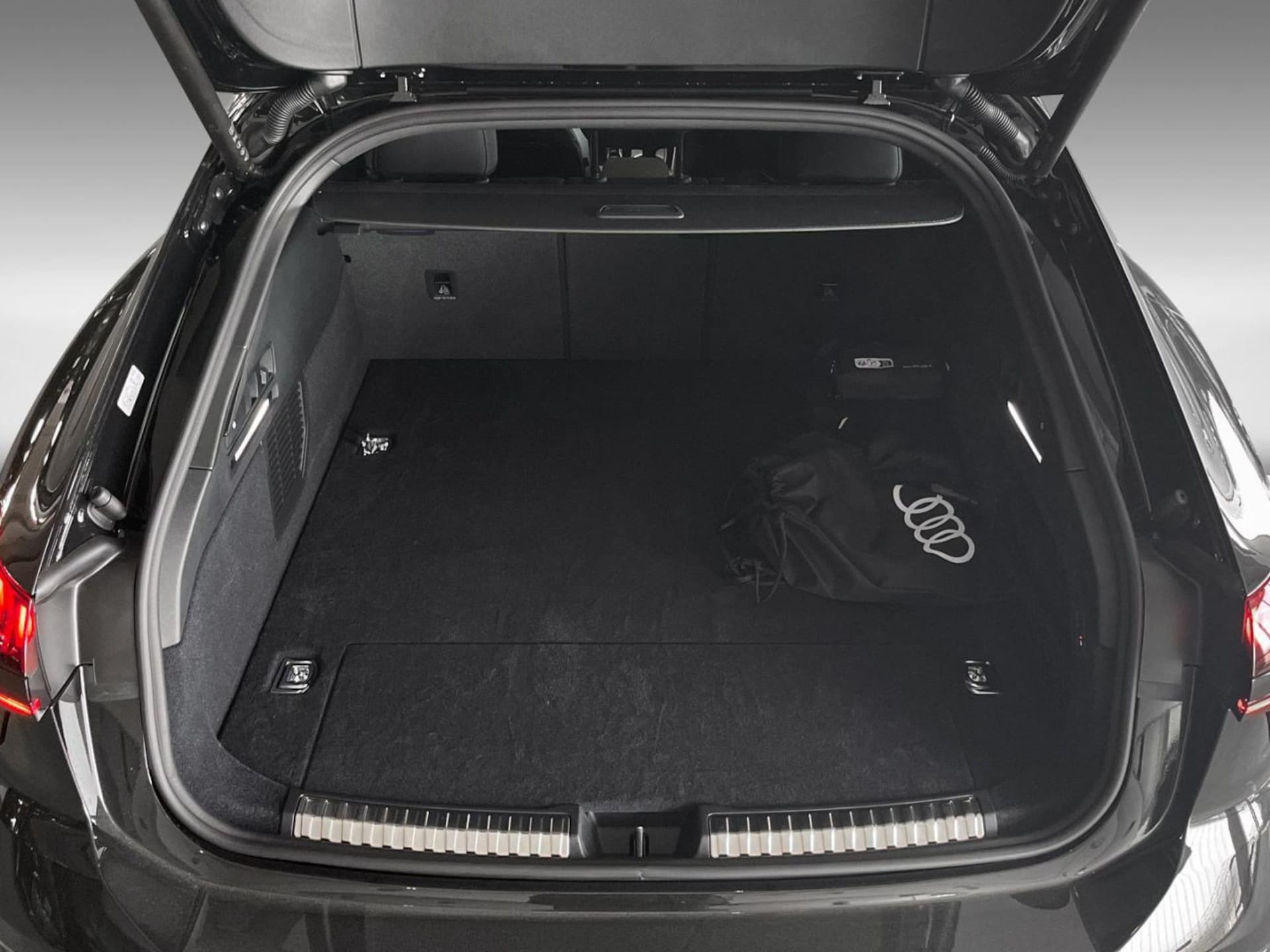 Audi A6 Avant e-hybrid
