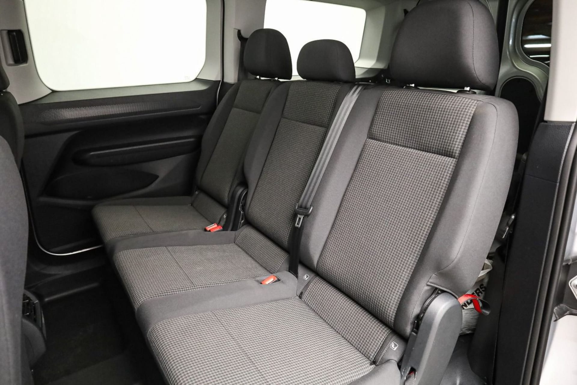 Volkswagen Caddy Maxi Basis-Modell