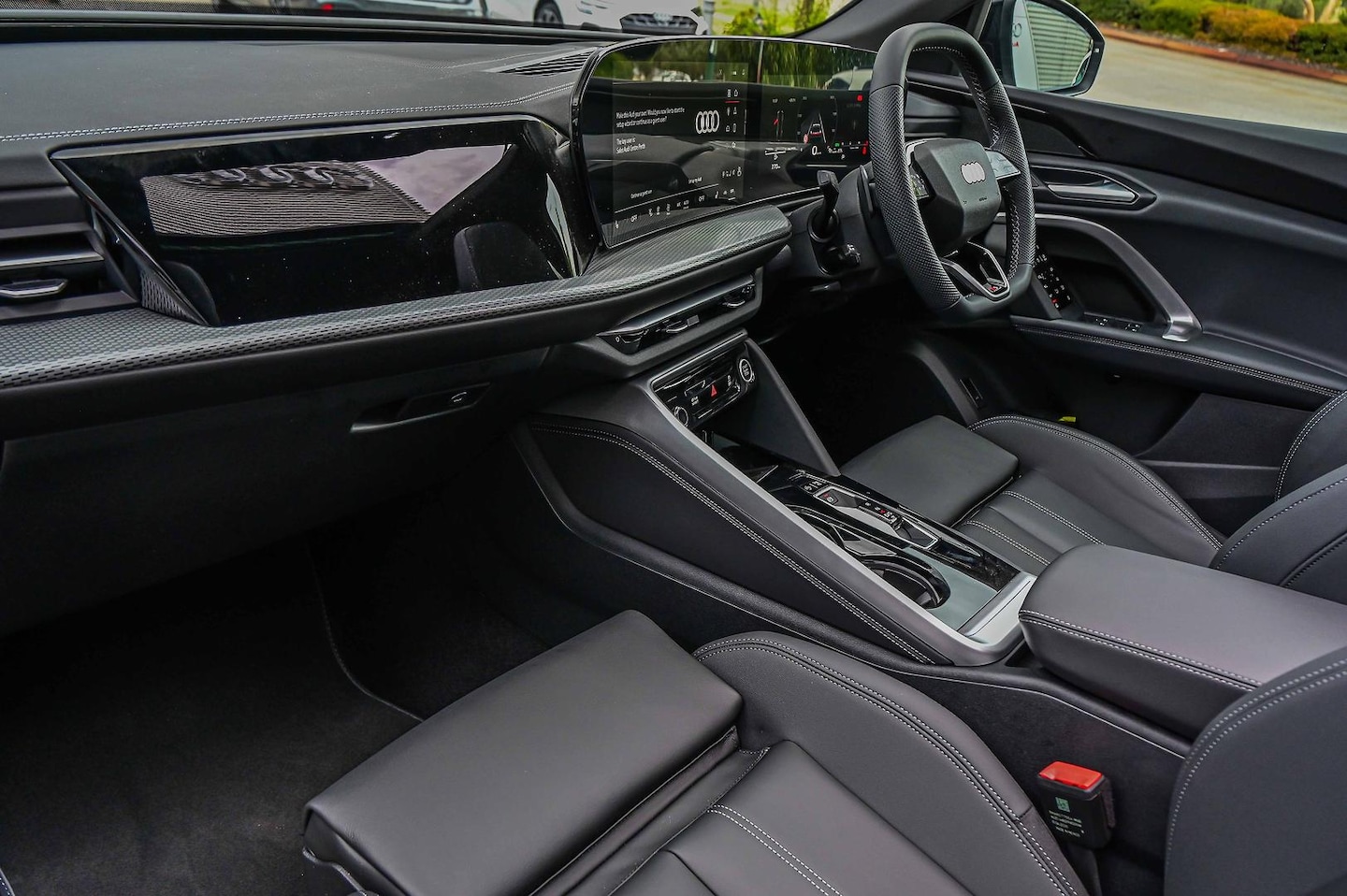 Image about Audi Q5 SUV TDI quattro 150 kW sport