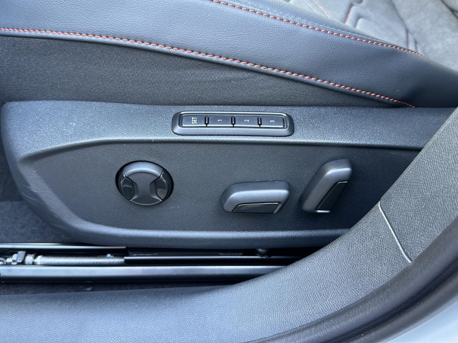 SEAT Leon – Bild 11