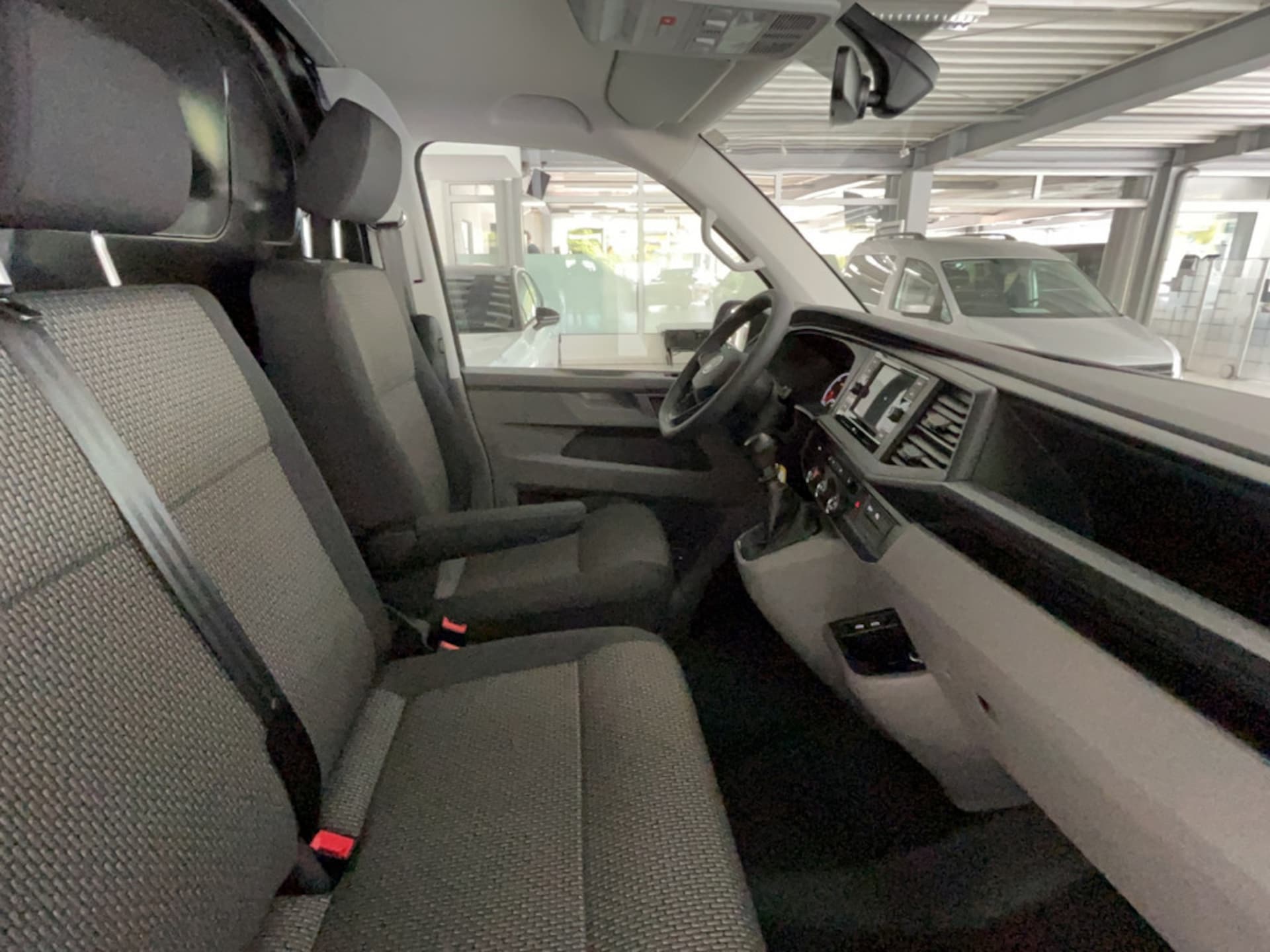 Volkswagen T6.1 Transporter Kasten kurzer Radstand