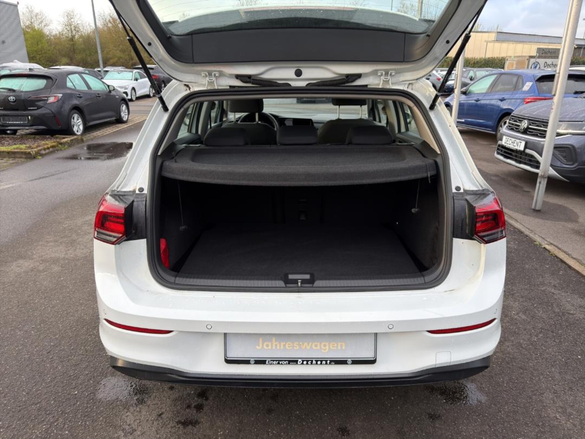 Volkswagen Golf Life