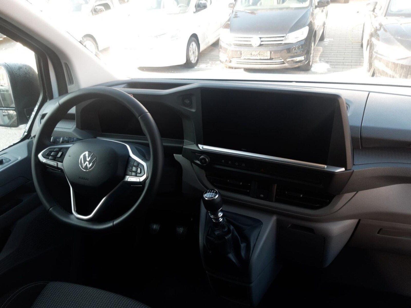 Volkswagen Transporter Kasten langer Radstand – Bild 8