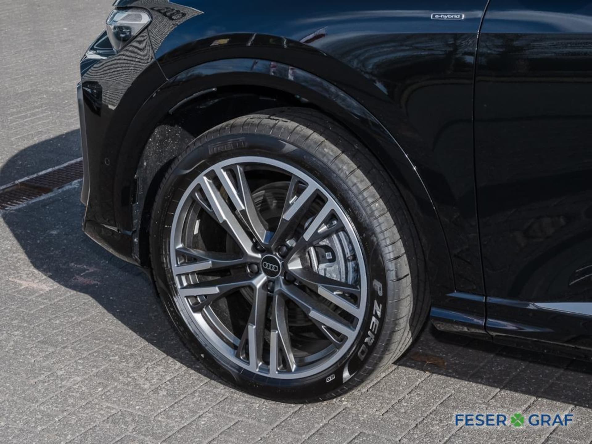 Audi Q5 SUV e-hybrid