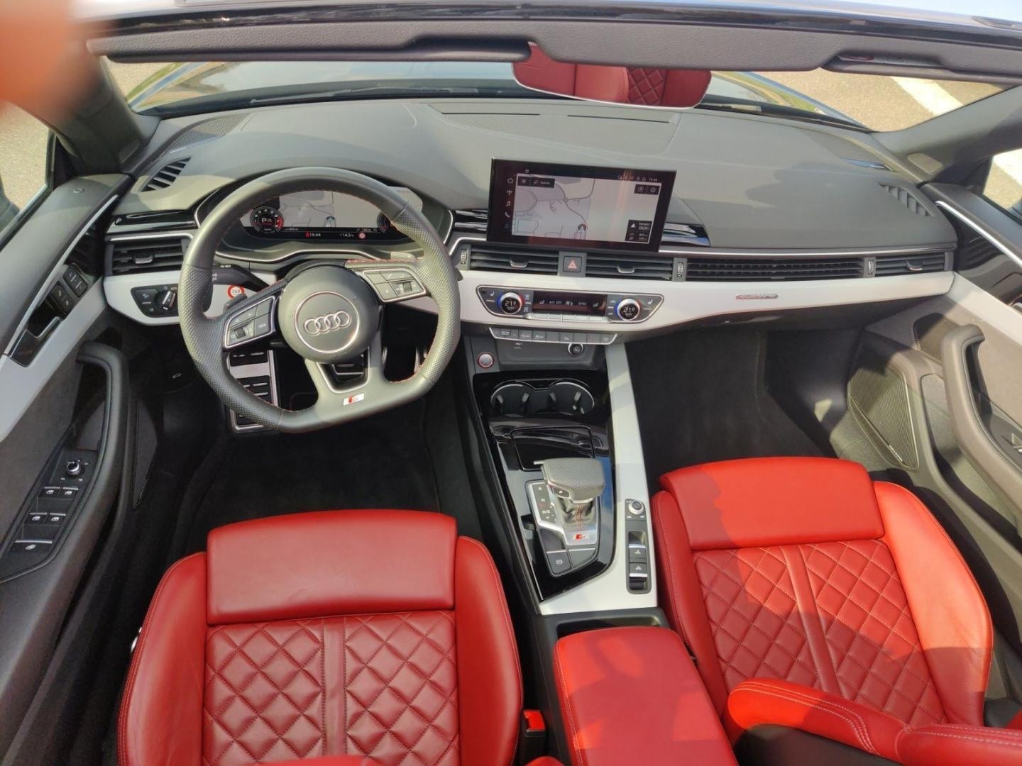Bild über Audi S5 Cabriolet TFSI quattro tiptronic - für weitere Informationen kontaktieren Sie den Audi Partner