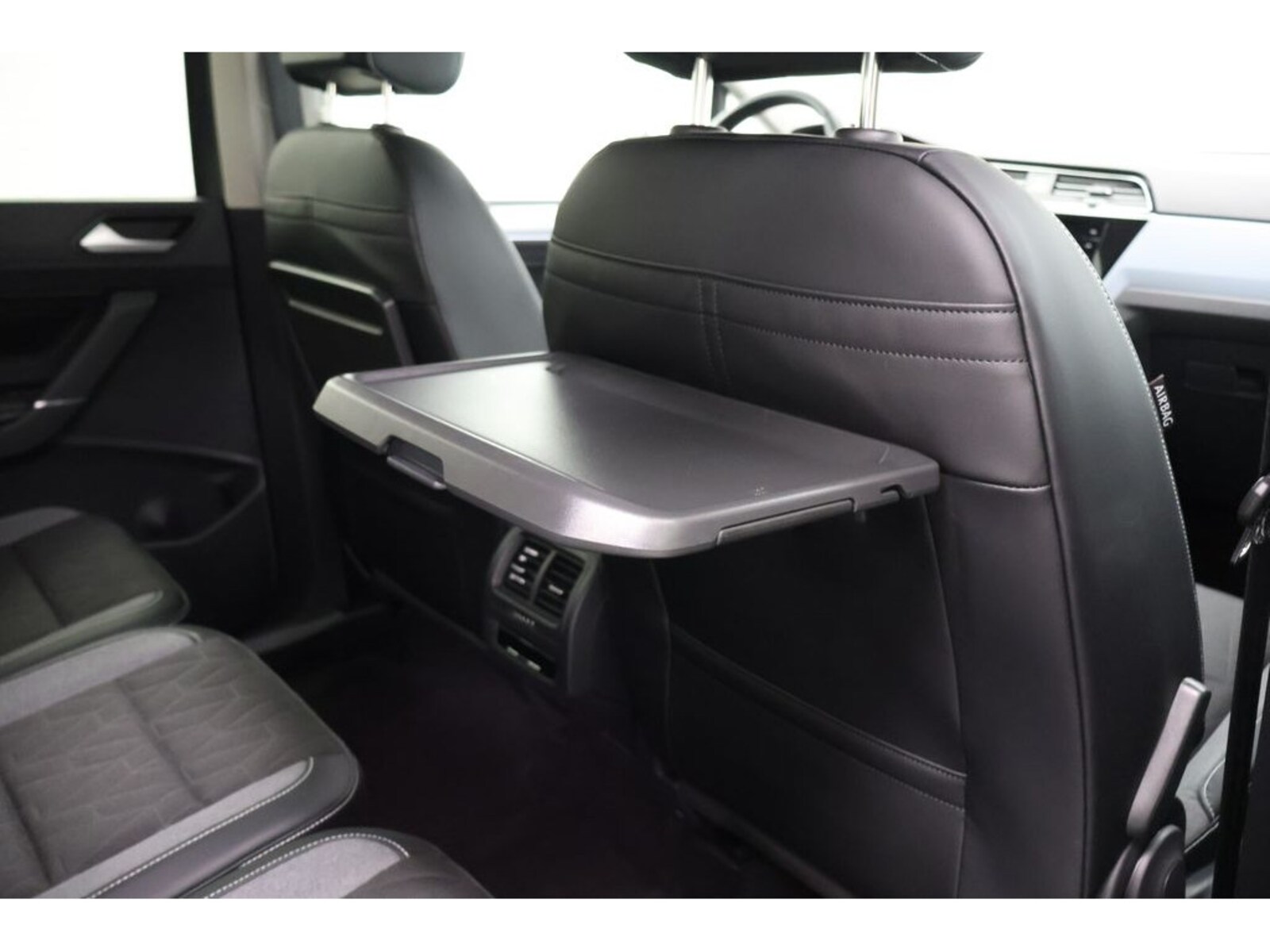 Volkswagen Touran – Bild 27