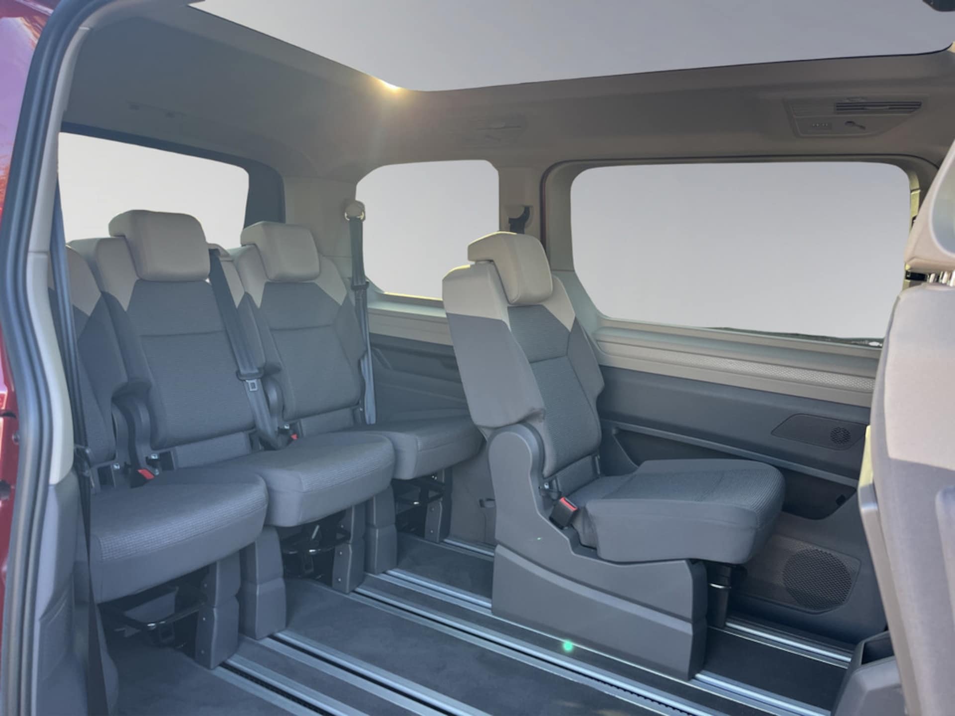 Volkswagen Multivan Basis-Modell