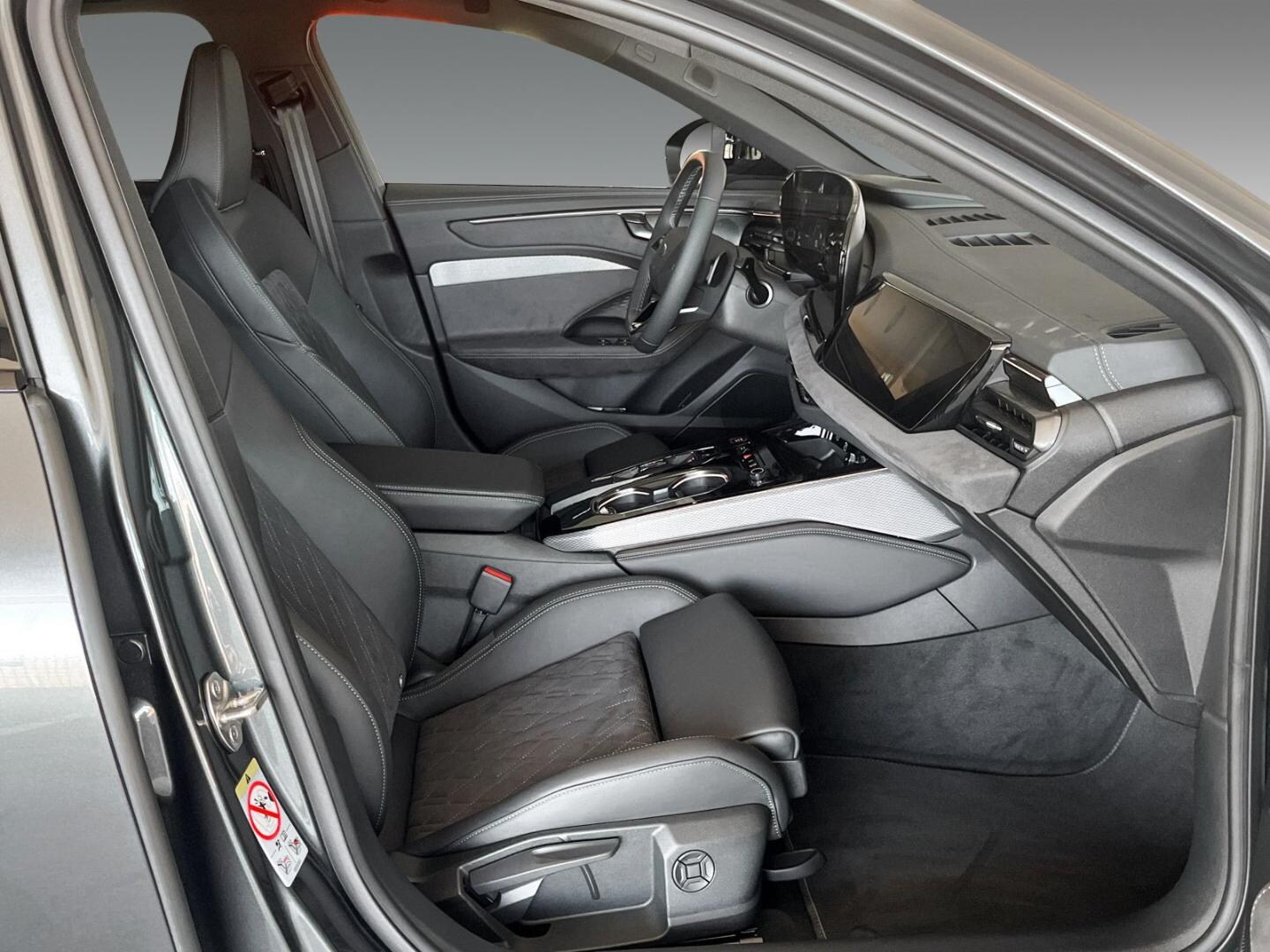 Bild über Audi A6 Avant edition one TDI quattro 150 kW S tronic - für weitere Informationen kontaktieren Sie den Audi Partner